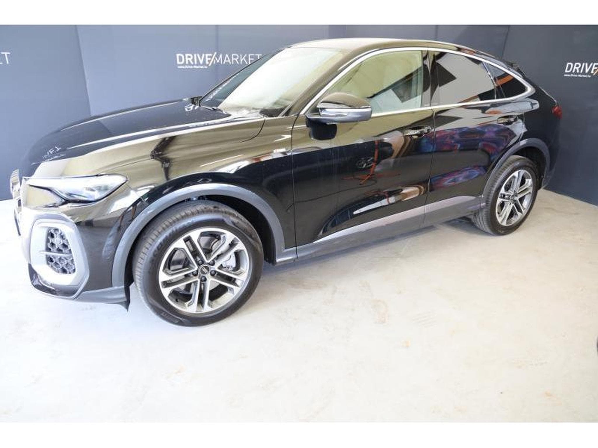 Audi Q5 Sportback S-Line (2025) - Photo 13