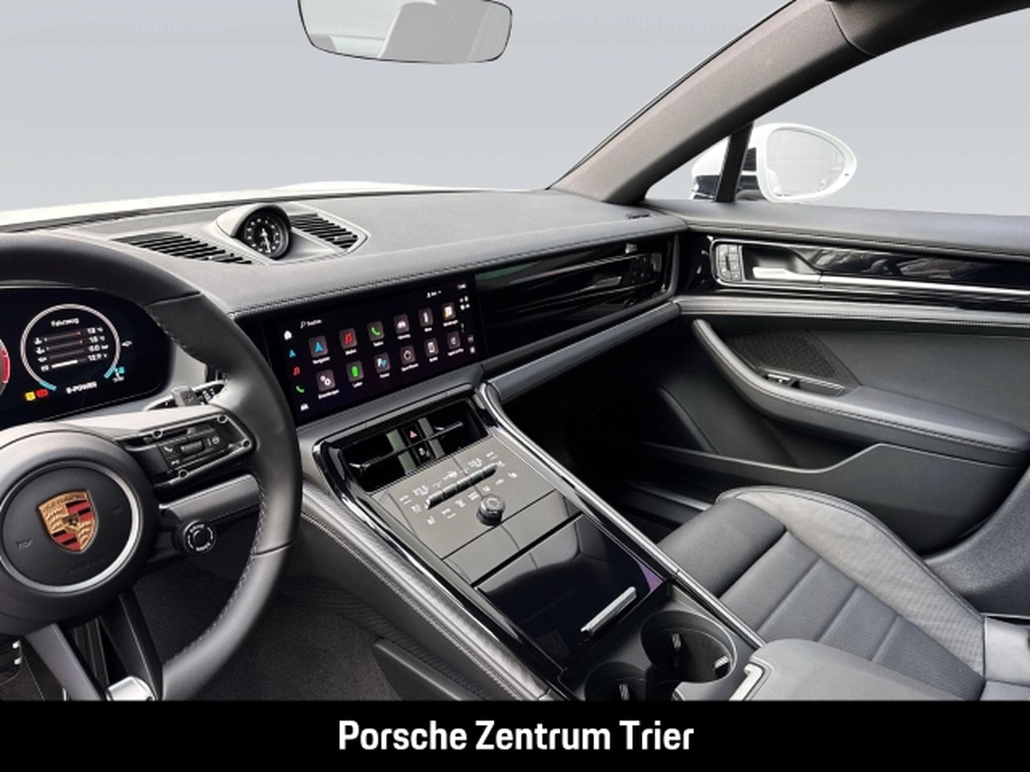 Porsche Panamera E-Hybrid HA-Lenkung InnoDrive Head-Up (2025) - Photo 14