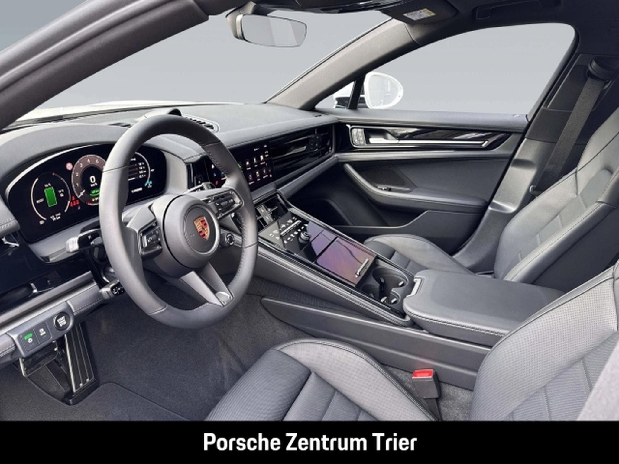 Porsche Panamera E-Hybrid HA-Lenkung InnoDrive Head-Up (2025) - Photo 4
