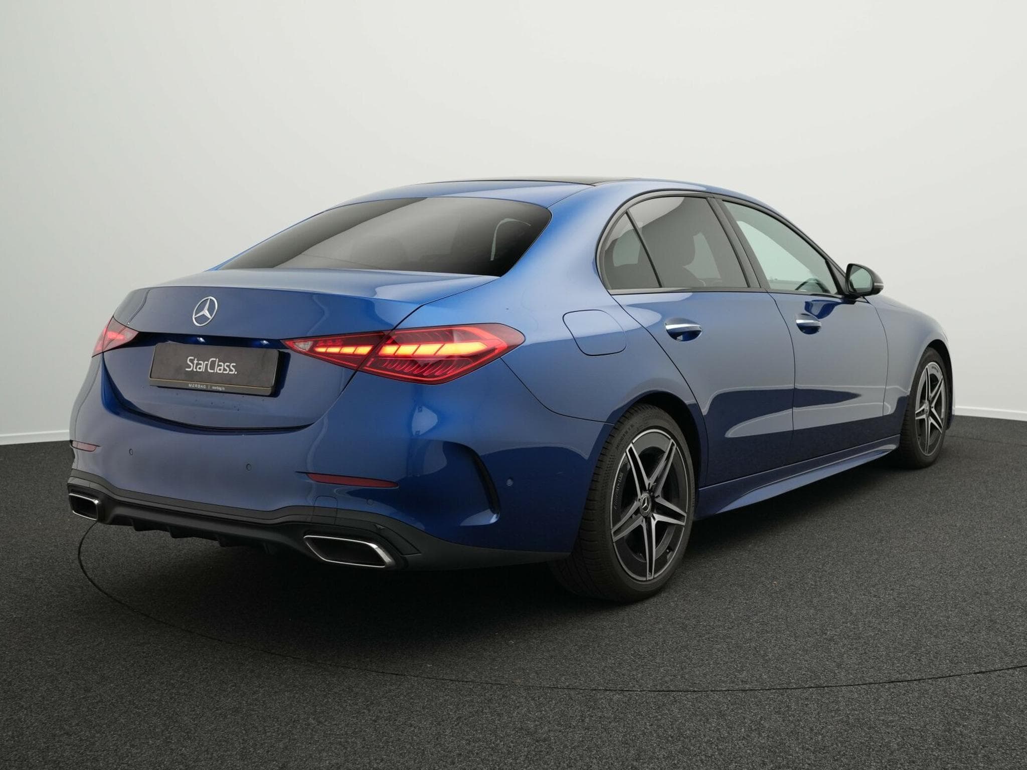 Mercedes C 220 d 4MATIC AMG-Line Premium Plus (2024) - Photo 3