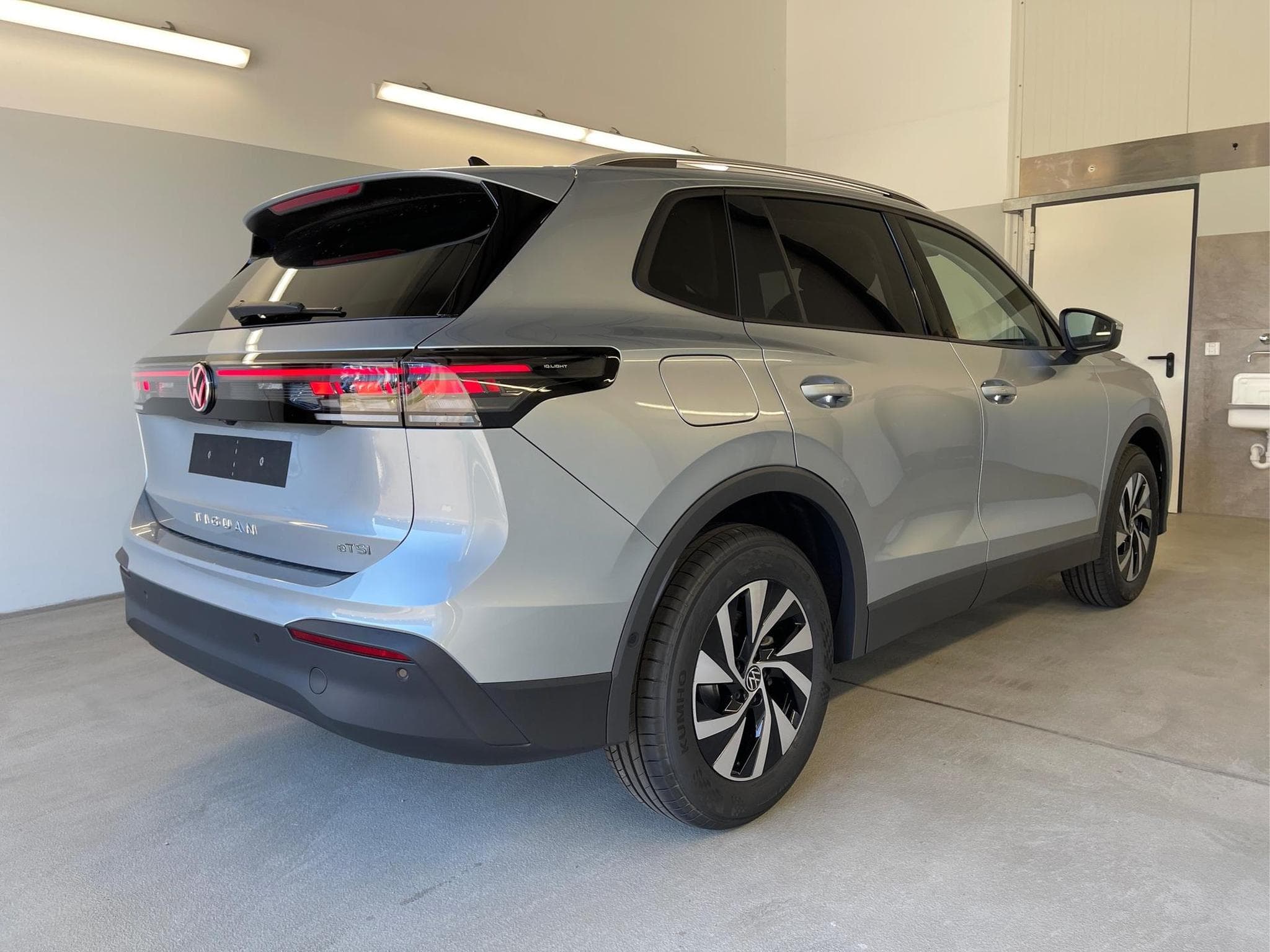 VW Tiguan LIFE (2025) - Photo 4