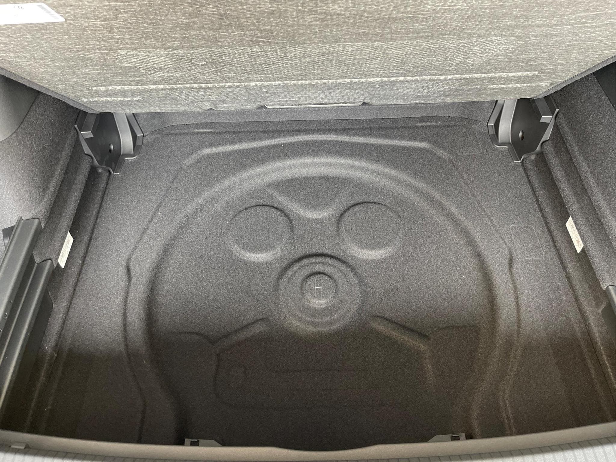 VW Tiguan LIFE (2025) - Photo 23