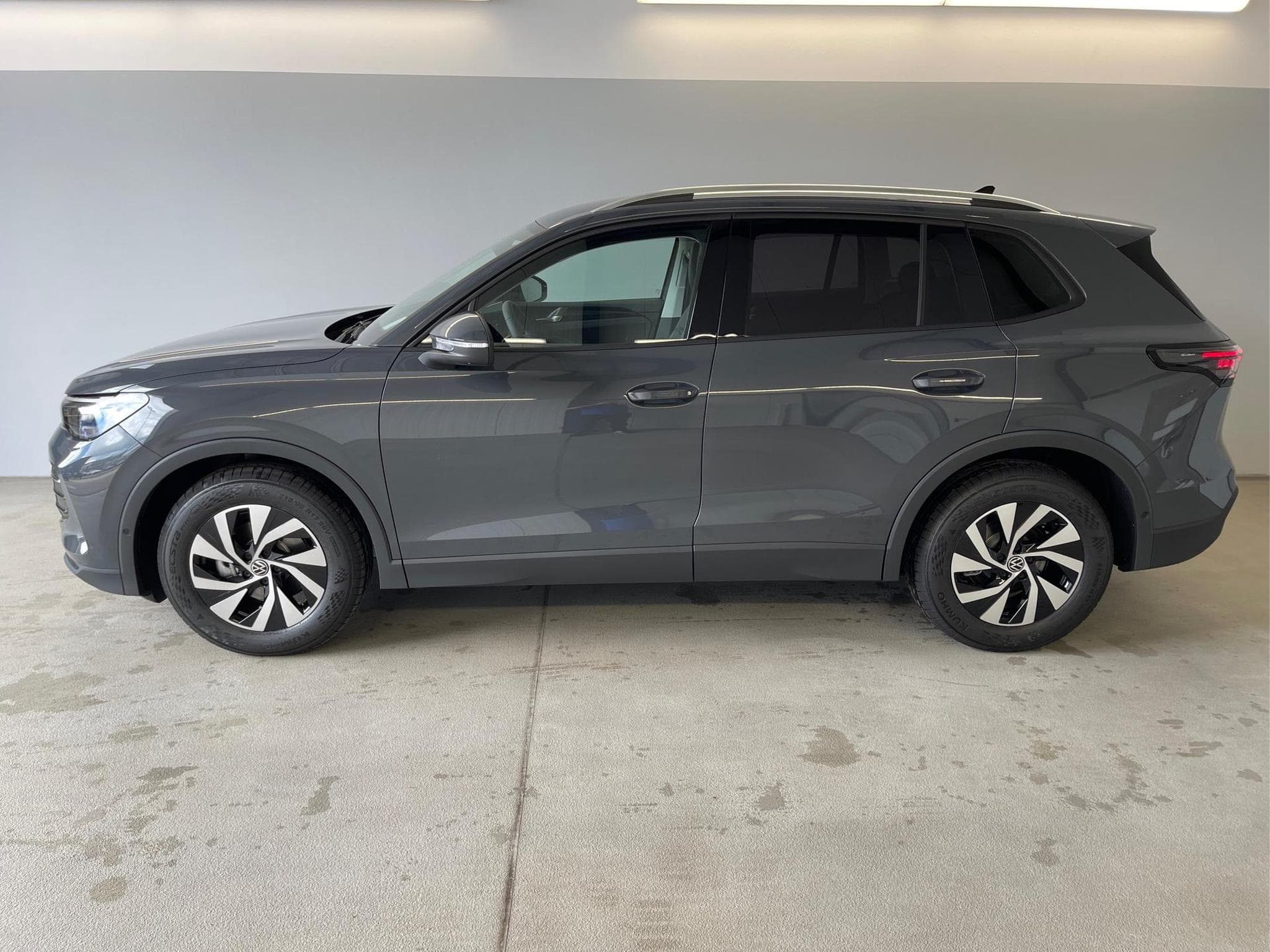 VW Tiguan LIFE (2025) - Photo 3