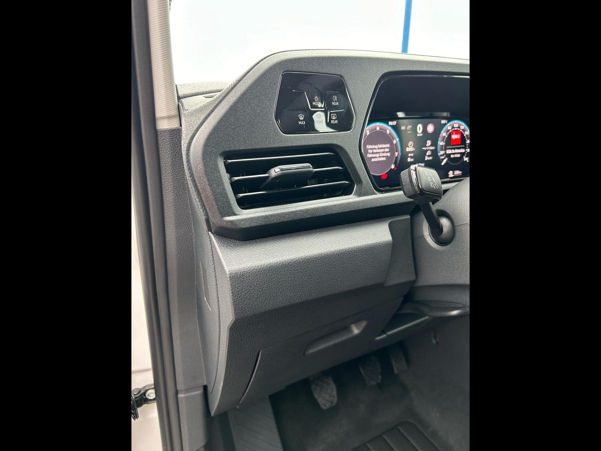 VW Caddy Trendline (2026) - Photo 4