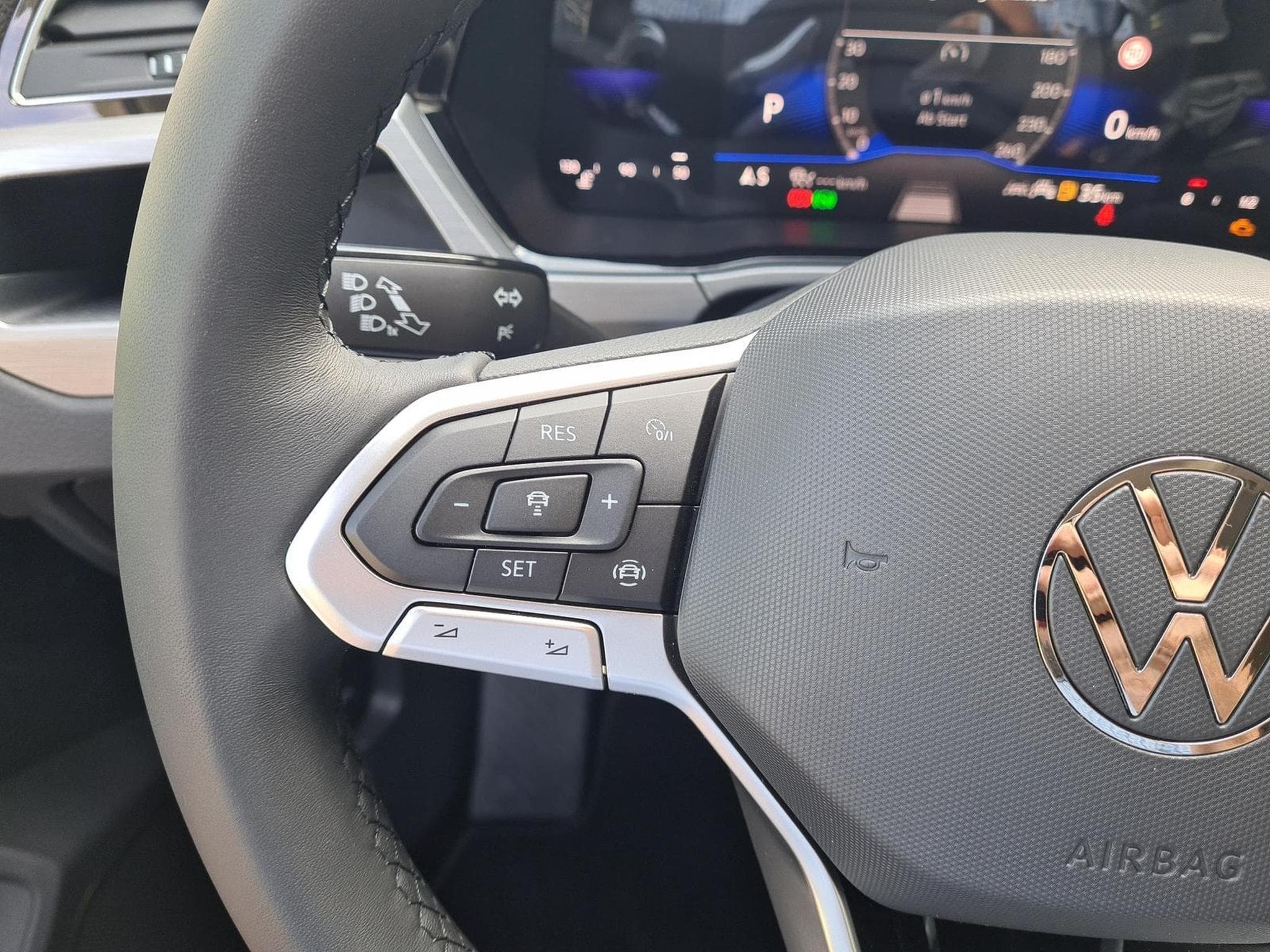 VW Touran Comfortline BMT/Start-Stopp (2025) - Photo 16