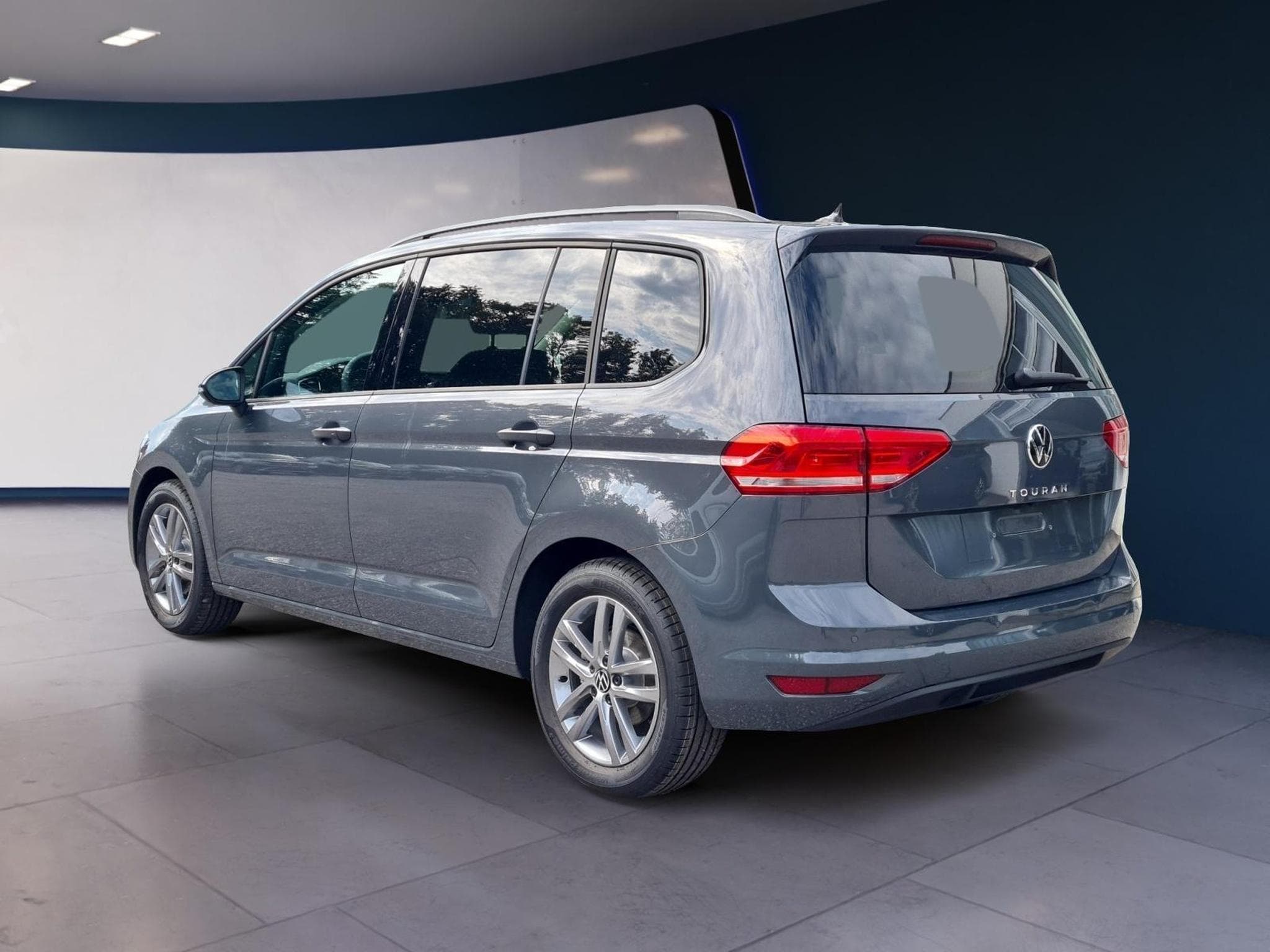 VW Touran Comfortline BMT/Start-Stopp (2025) - Photo 4