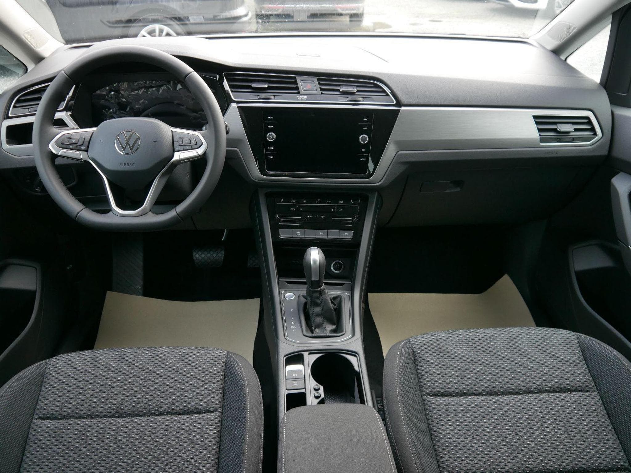 VW Touran Comfortline (2026) - Photo 12