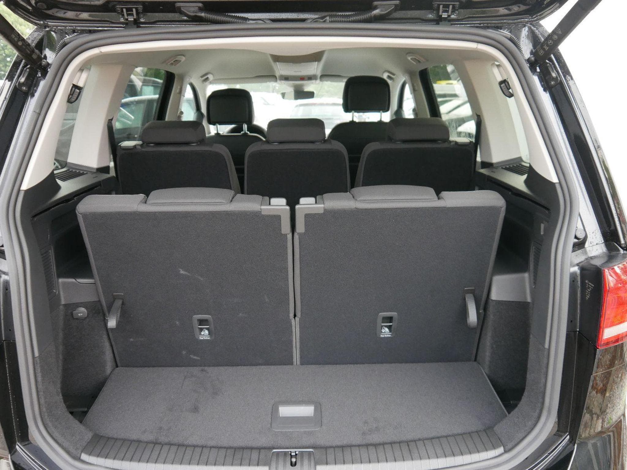 VW Touran Comfortline (2026) - Photo 8
