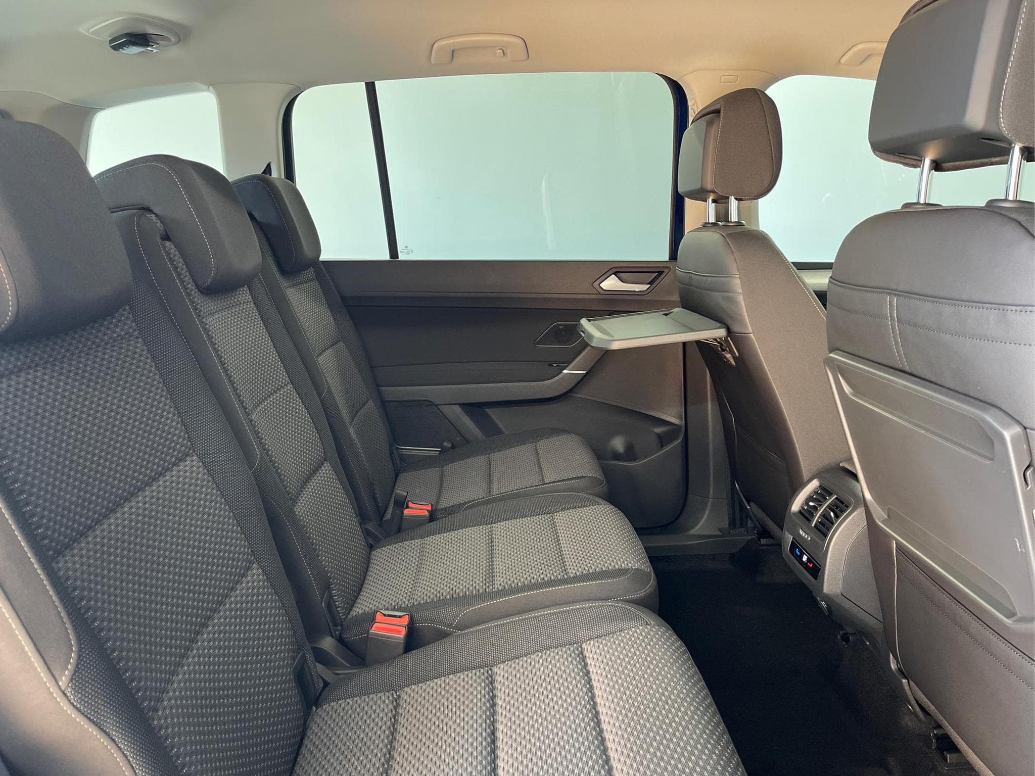 VW Touran Comfortline (2026) - Photo 15