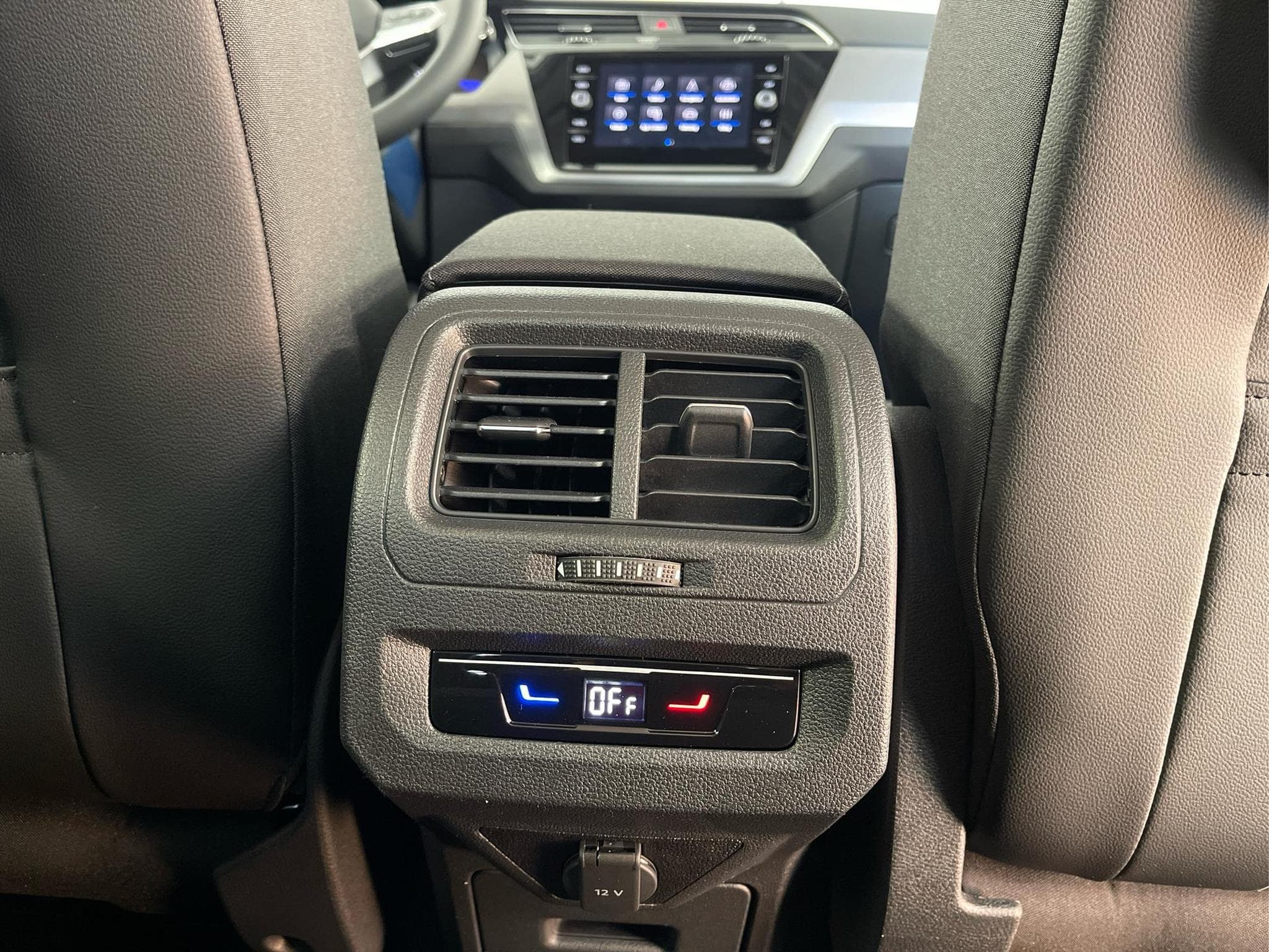 VW Touran Comfortline (2026) - Photo 17