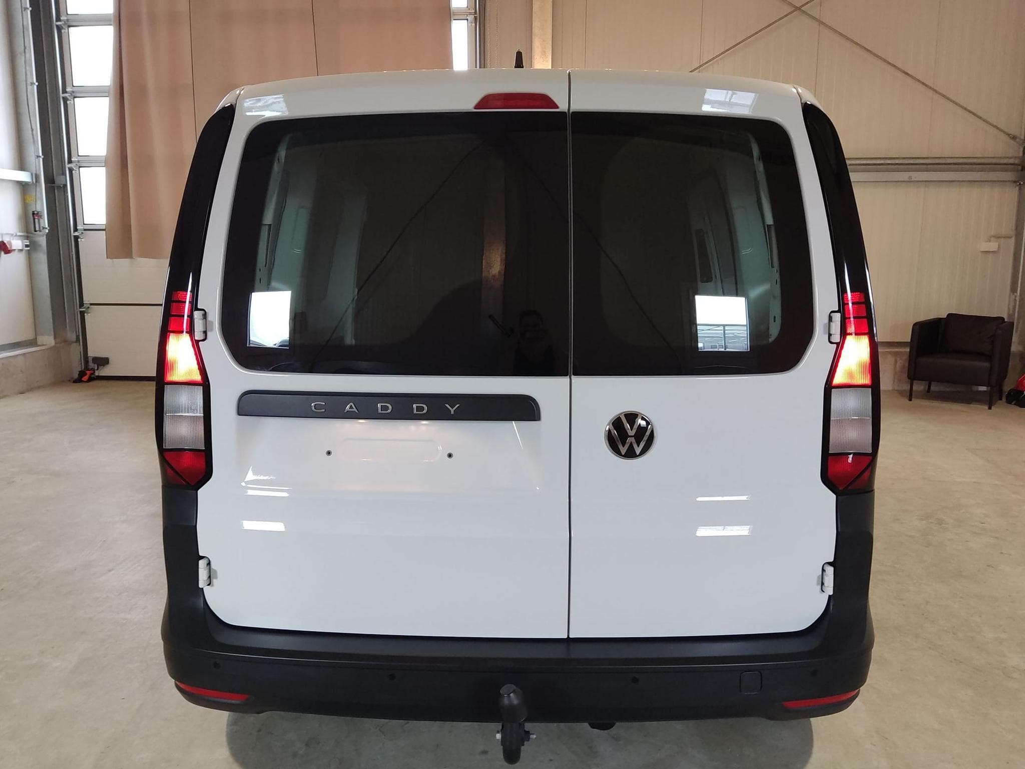 VW Caddy 2.0 TDI 102PS (2022) - Photo 5