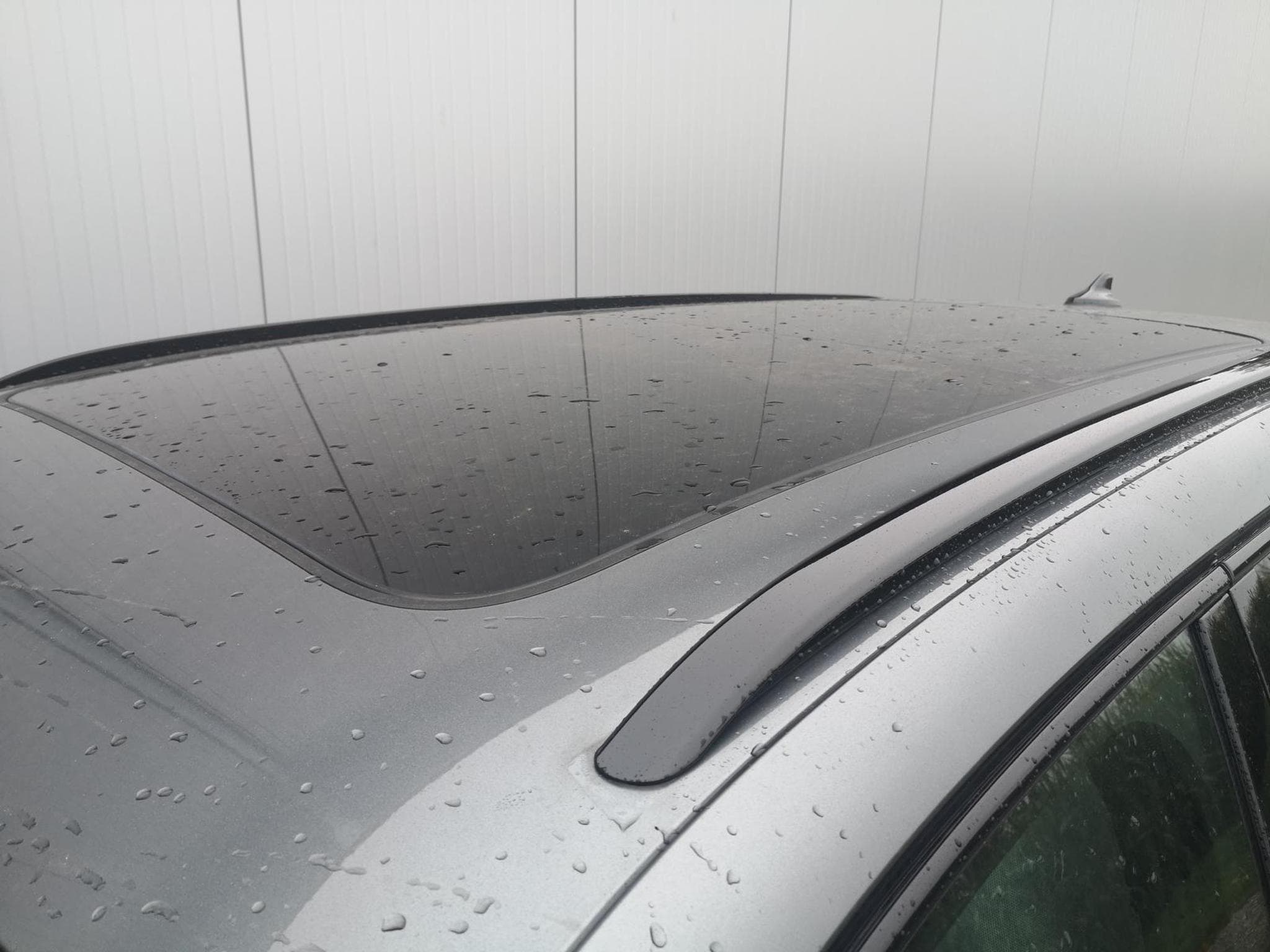 VW Passat Variant 2.0 TDI 142 kW 4Motion R-Line (2026) - Photo 3