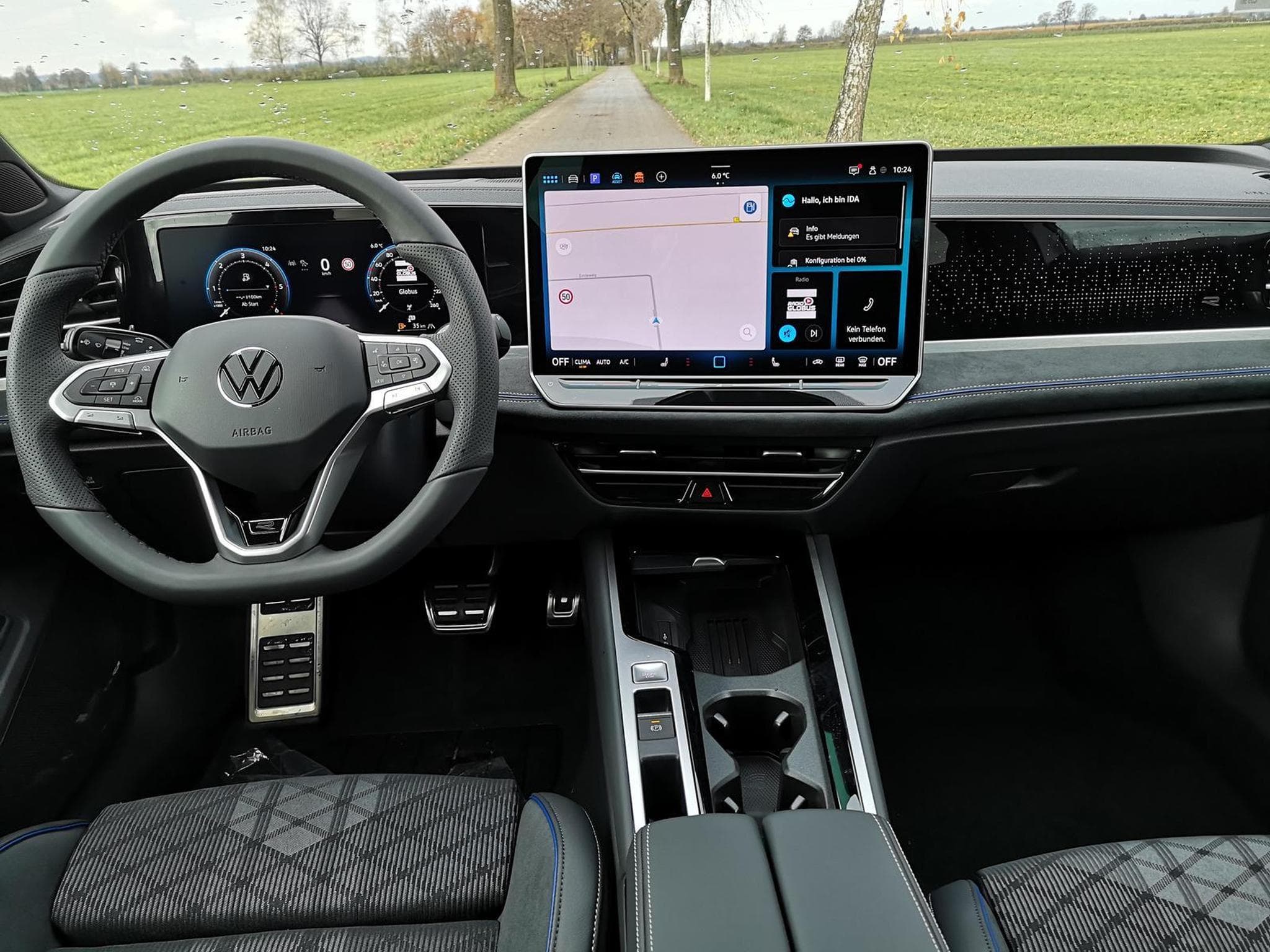 VW Passat Variant 2.0 TDI 142 kW 4Motion R-Line (2026) - Photo 6