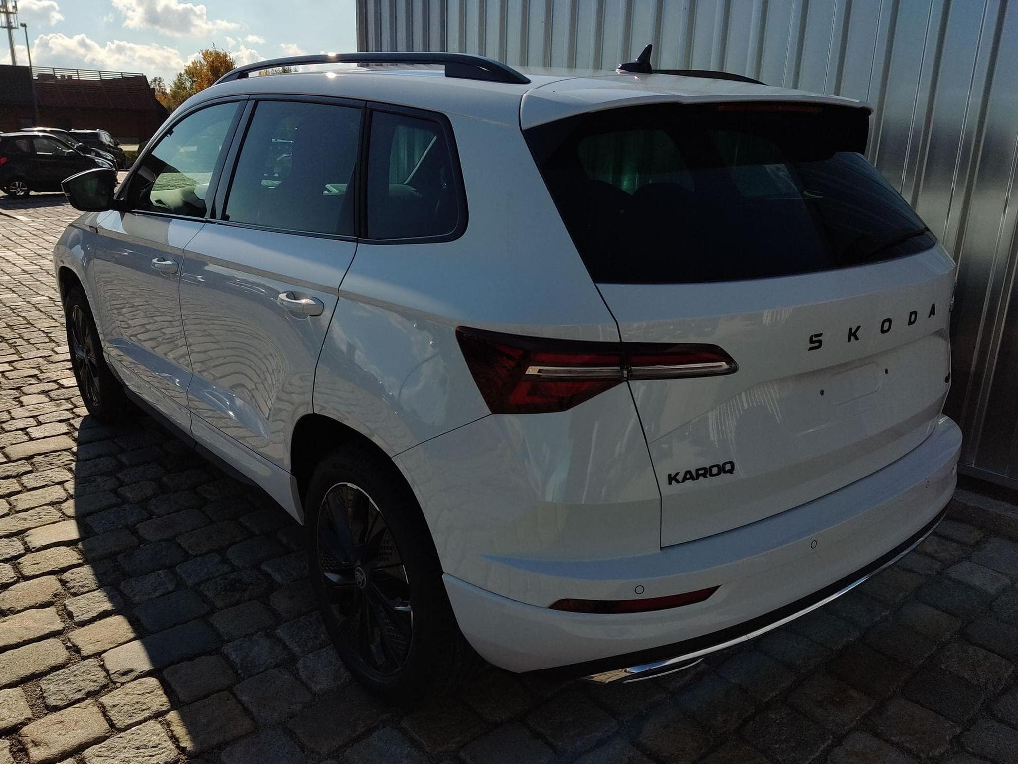Skoda Karoq Sportline 2.0 TSI (2026) - Photo 2