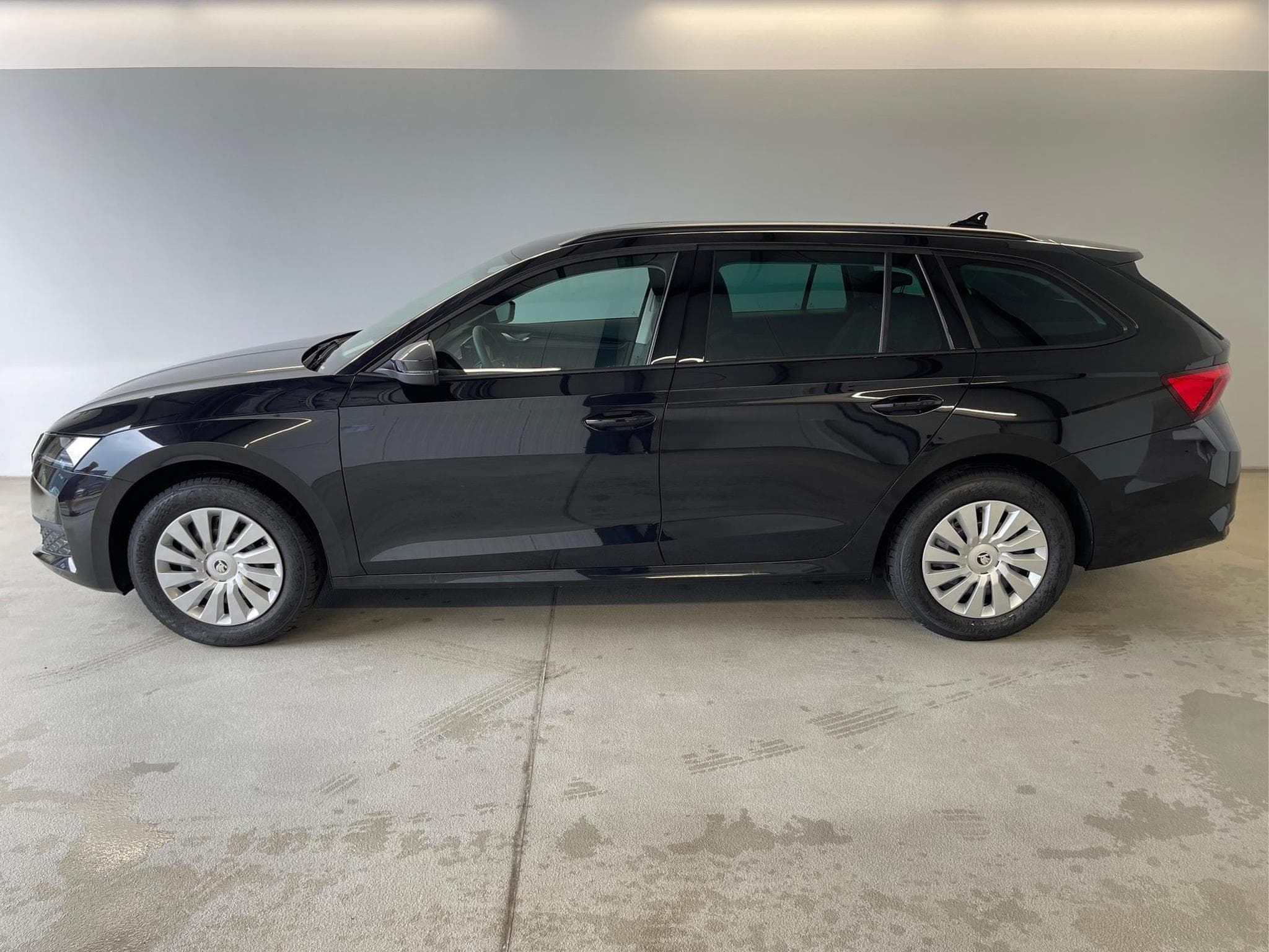 Skoda Octavia Essence (2026) - Photo 3