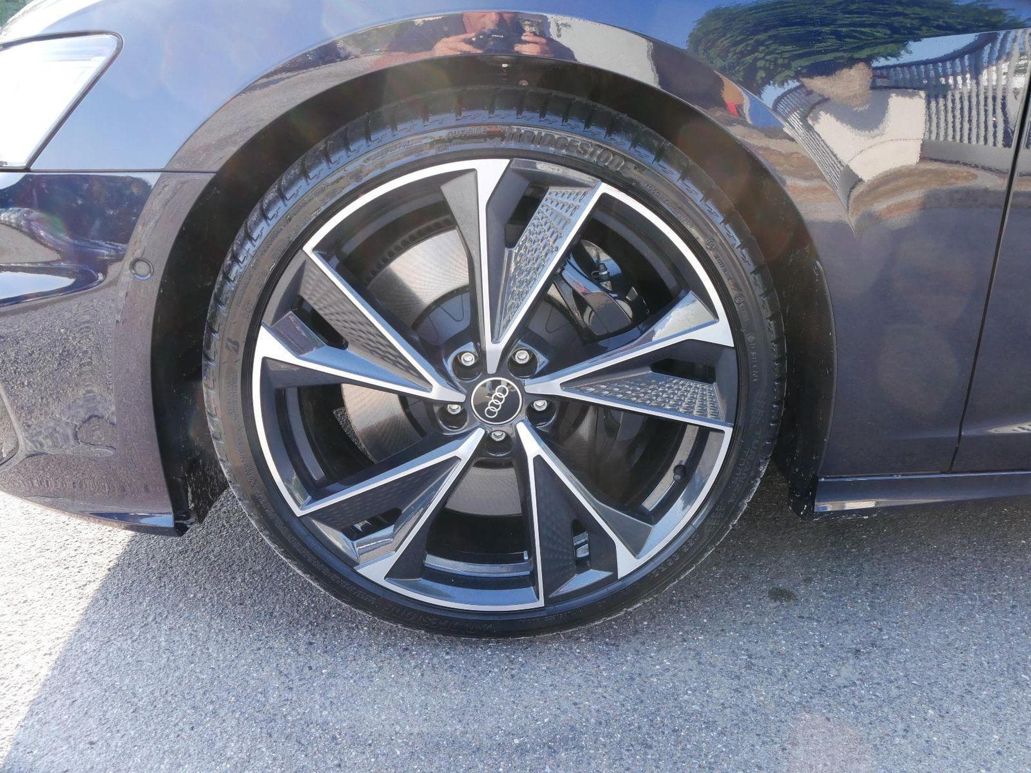Audi S6 e-tron Avant TDI quattro (2024) - Photo 3