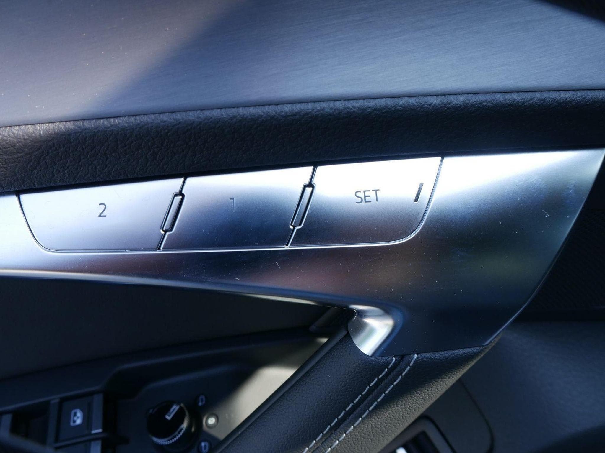 Audi S6 e-tron Avant TDI quattro (2024) - Photo 10