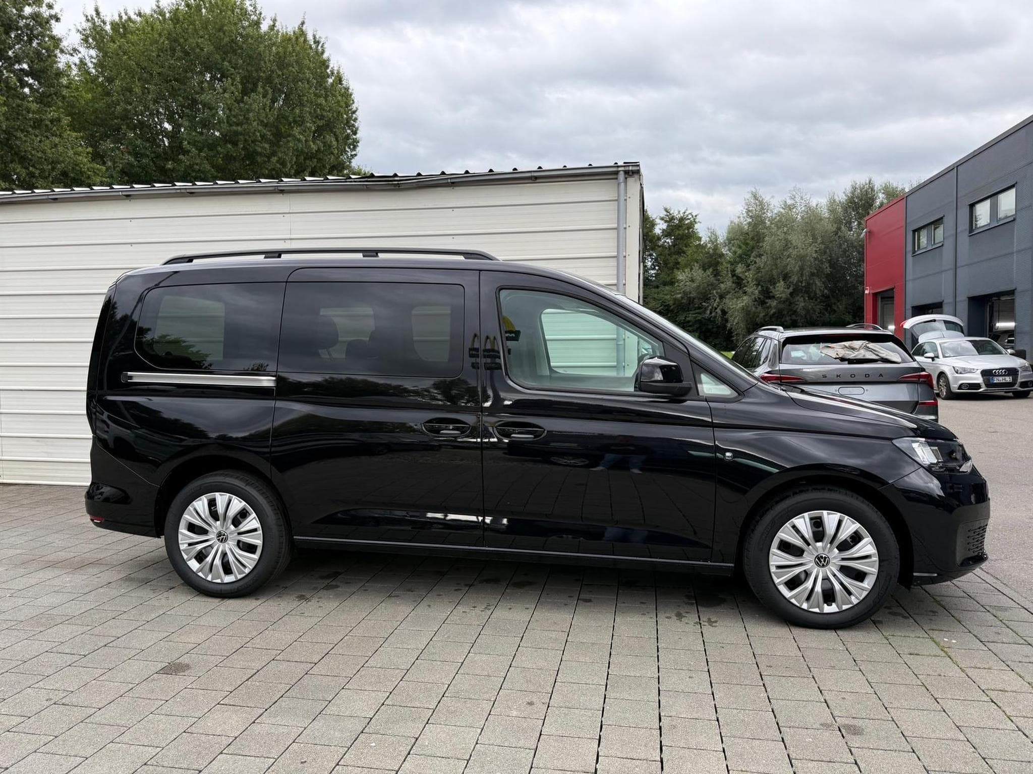 VW Caddy 2.0 TDI 4Motion (2025) - Photo 3