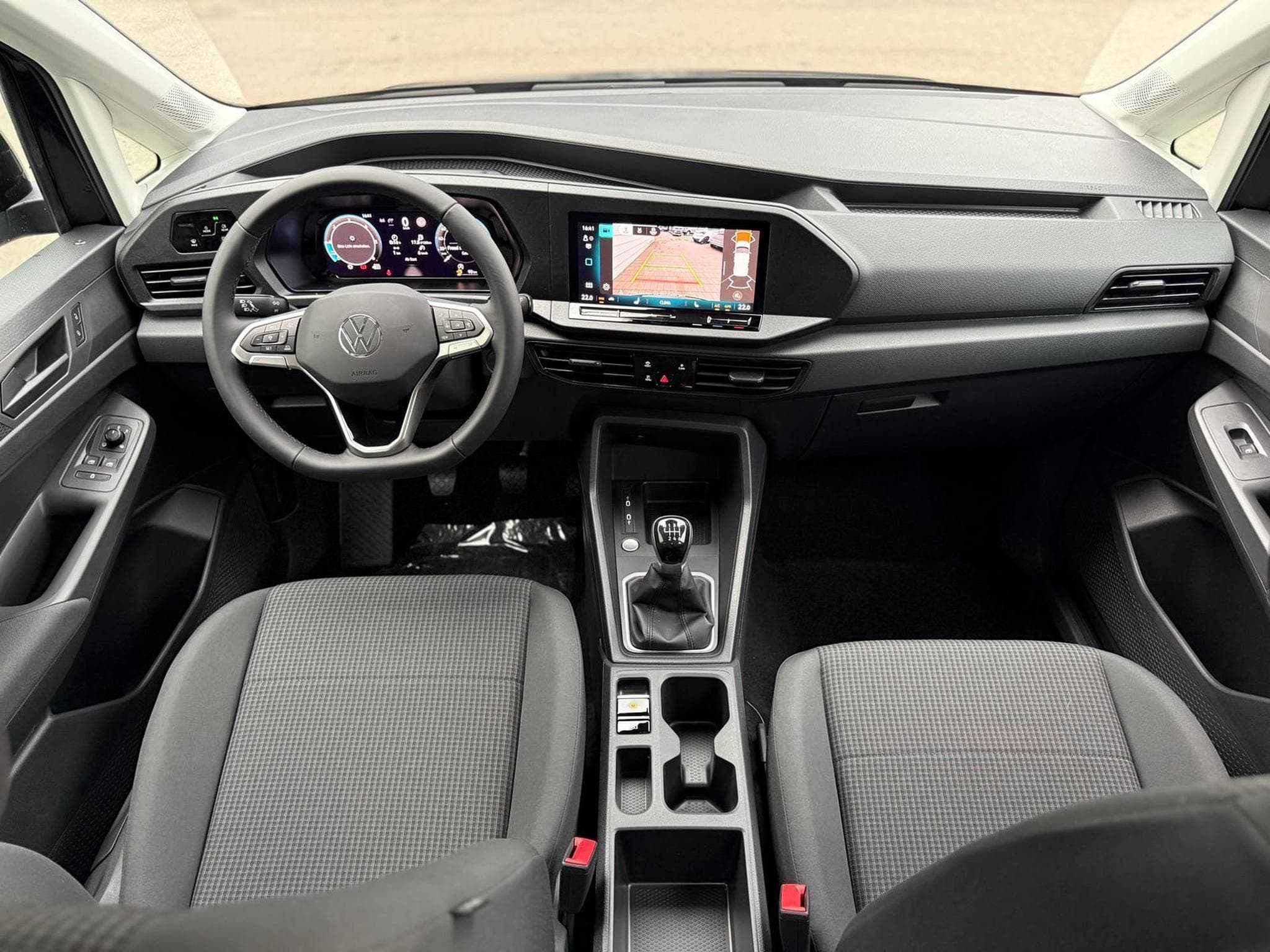 VW Caddy 2.0 TDI 4Motion (2025) - Photo 6