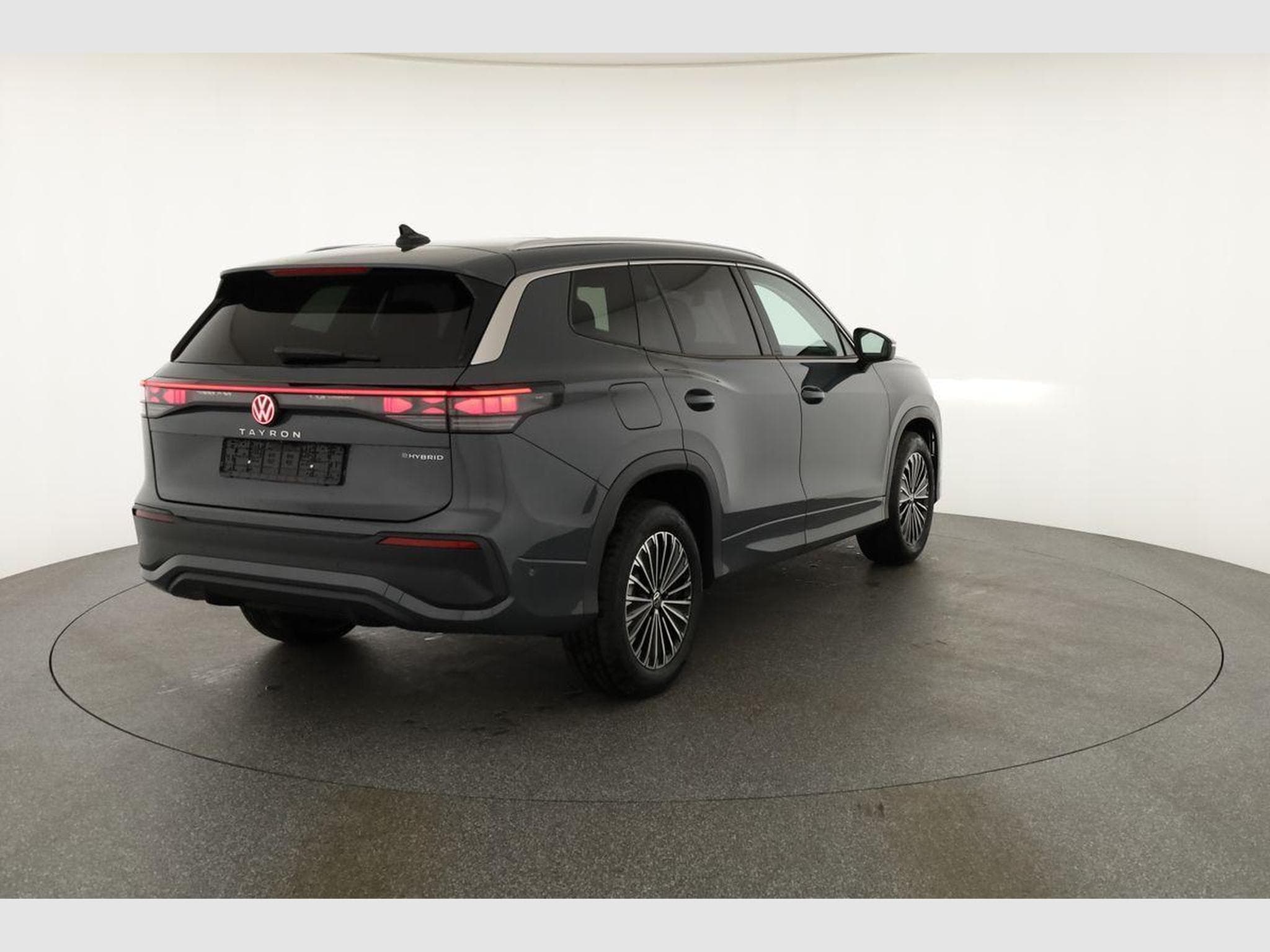 VW Tayron 1.5 TSI eHybrid 150 kW Life (2025) - Photo 21