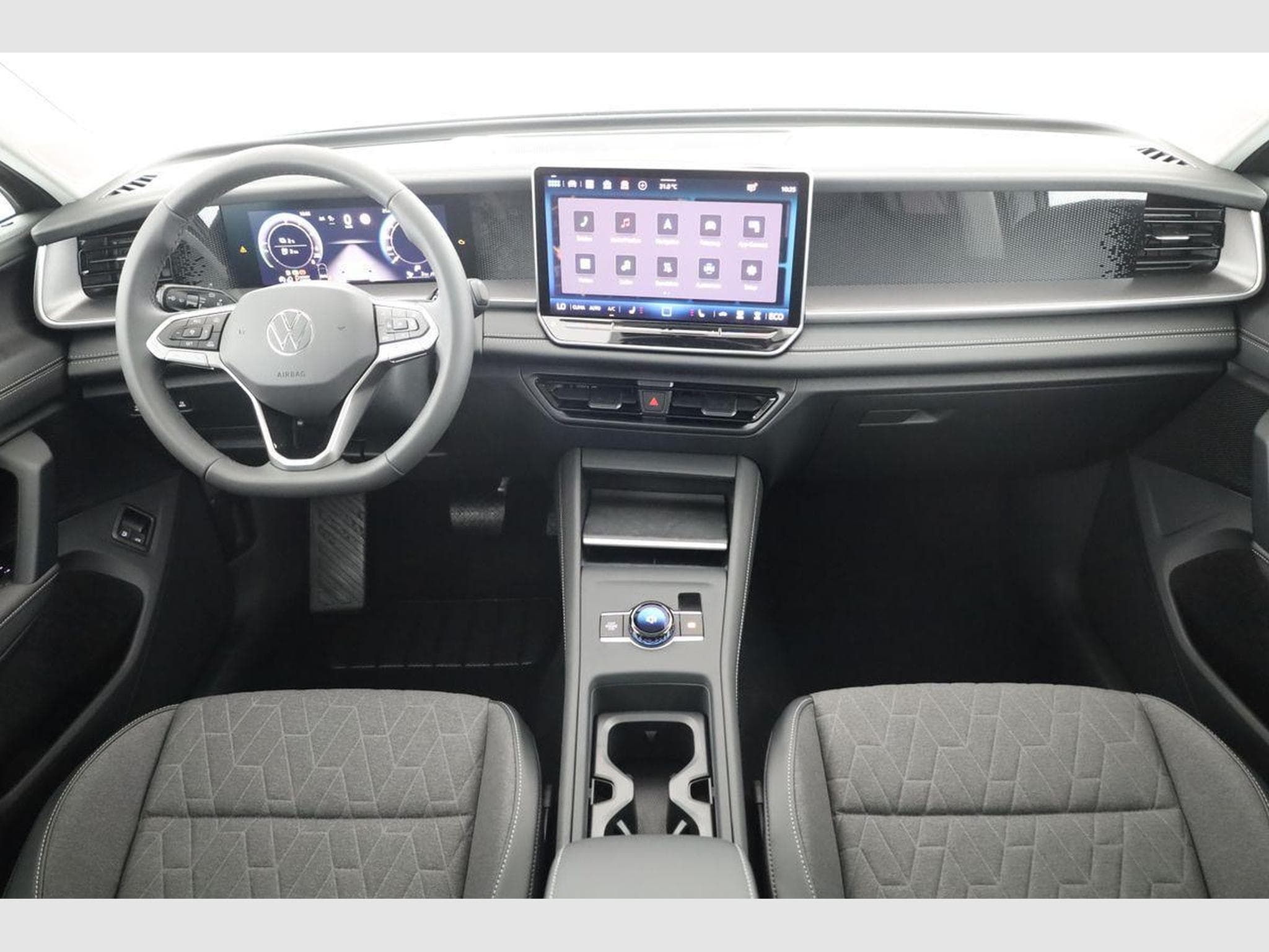 VW Tayron 1.5 TSI eHybrid 150 kW Life (2025) - Photo 4