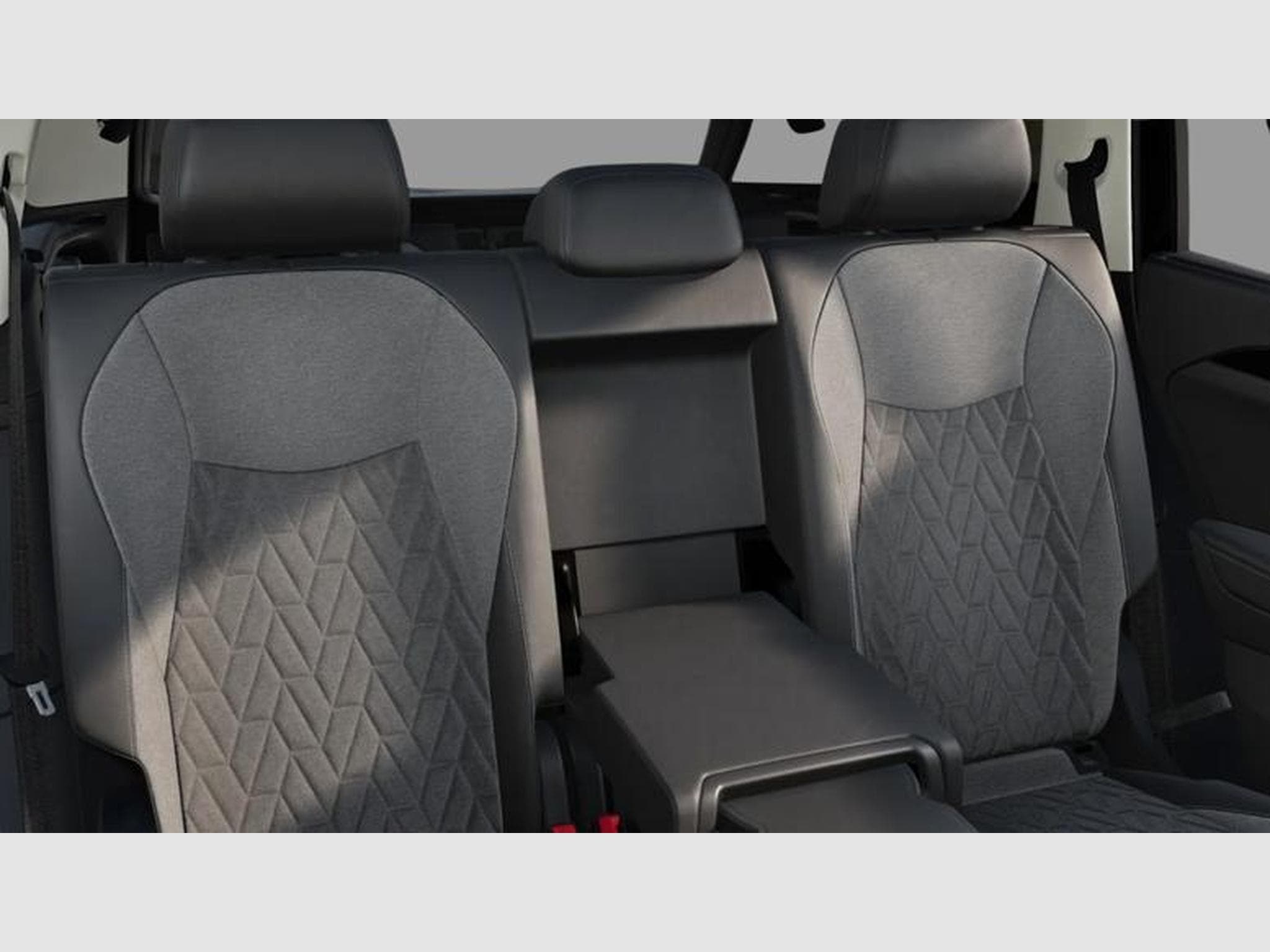 VW Tayron Life 1.5 eTSI 7-Gang-DSG (2025) - Photo 11