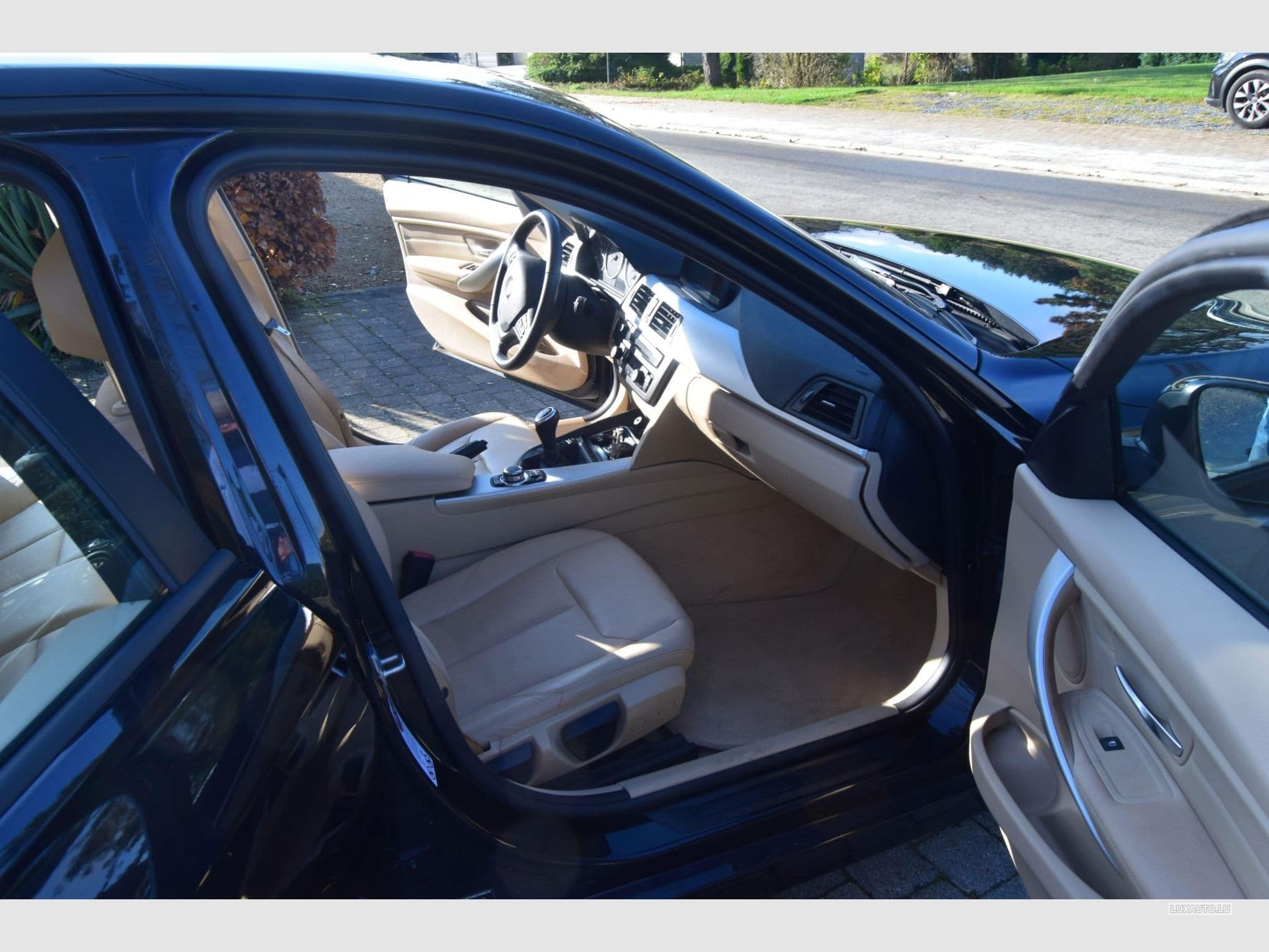BMW 320 Efficient dynamic (2012) - Photo 2