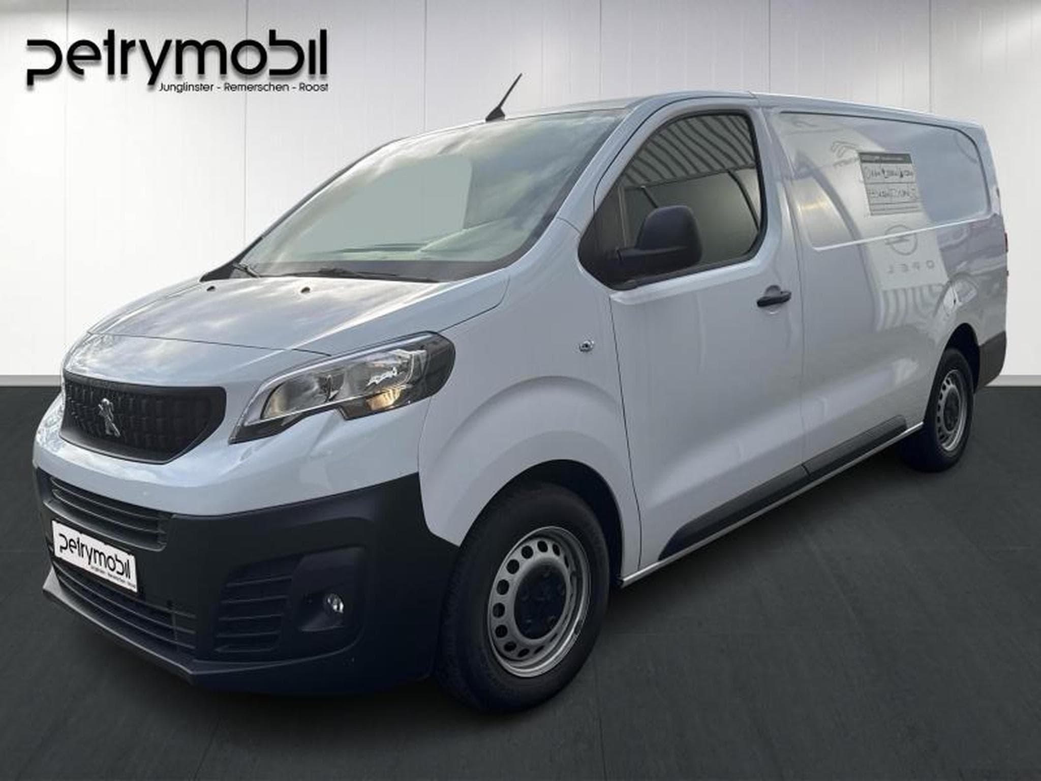 Peugeot Expert Long (2023) - Photo 1