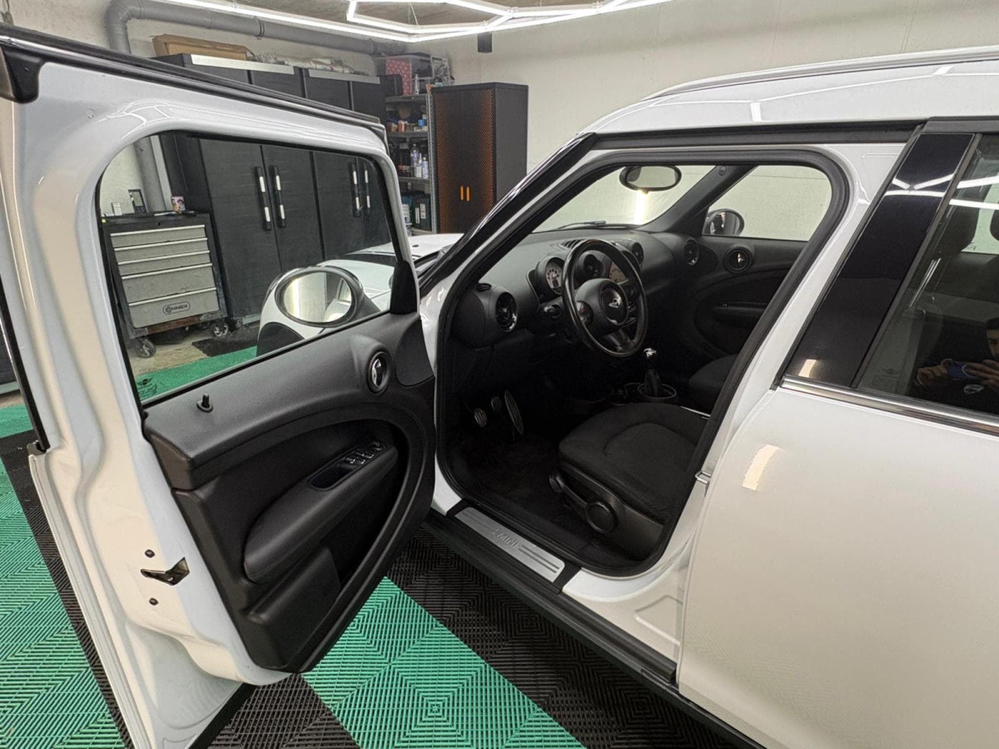 Mini Countryman One D 1.6 Diesel 90ch. 6v. (2013) - Photo 8