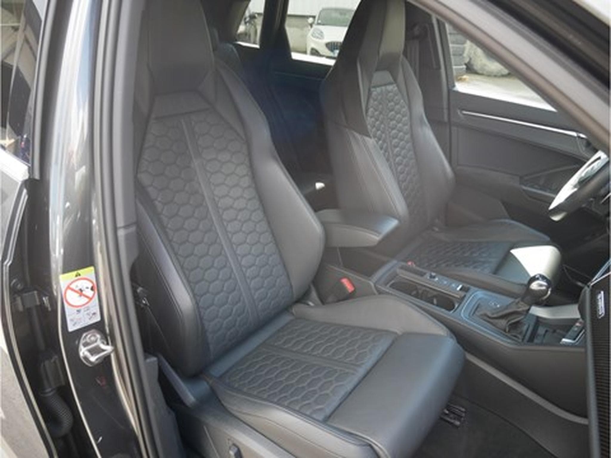Audi Q3 RSQ3 Quattro 400cv (2020) - Photo 5