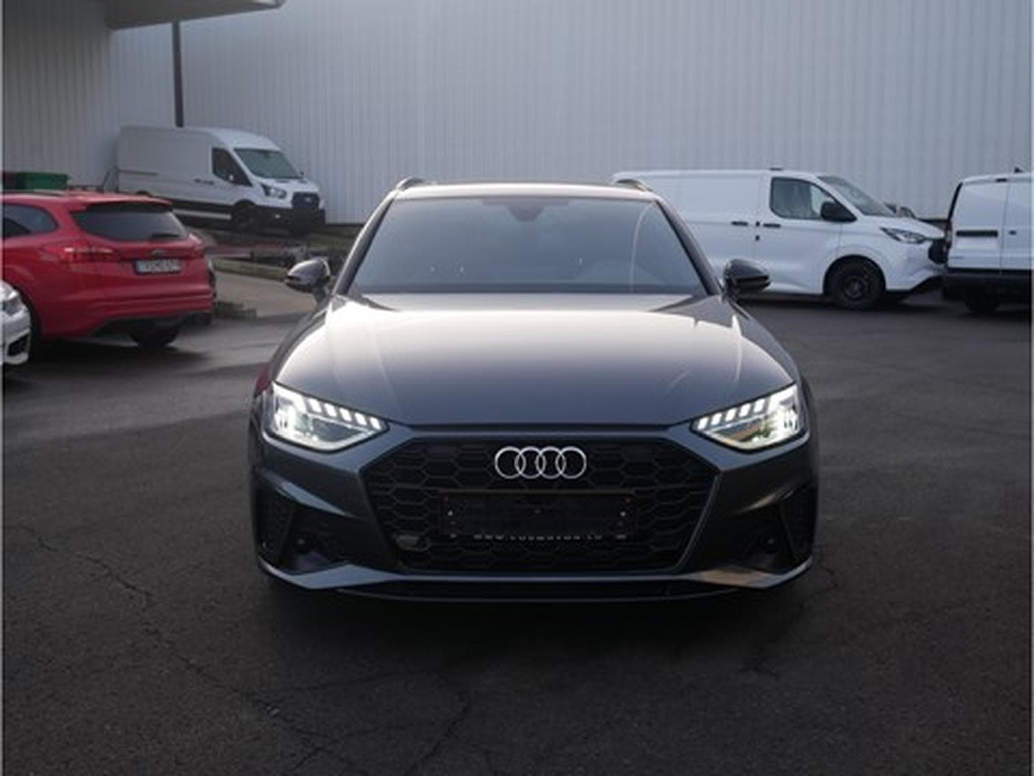 Audi A4 35 TFSI S-Line S-Tronic (2021) - Photo 1