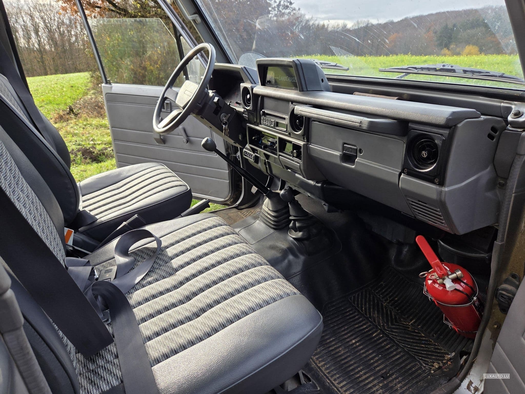 Toyota Land Cruiser HZJ 75 (1992) - Photo 6