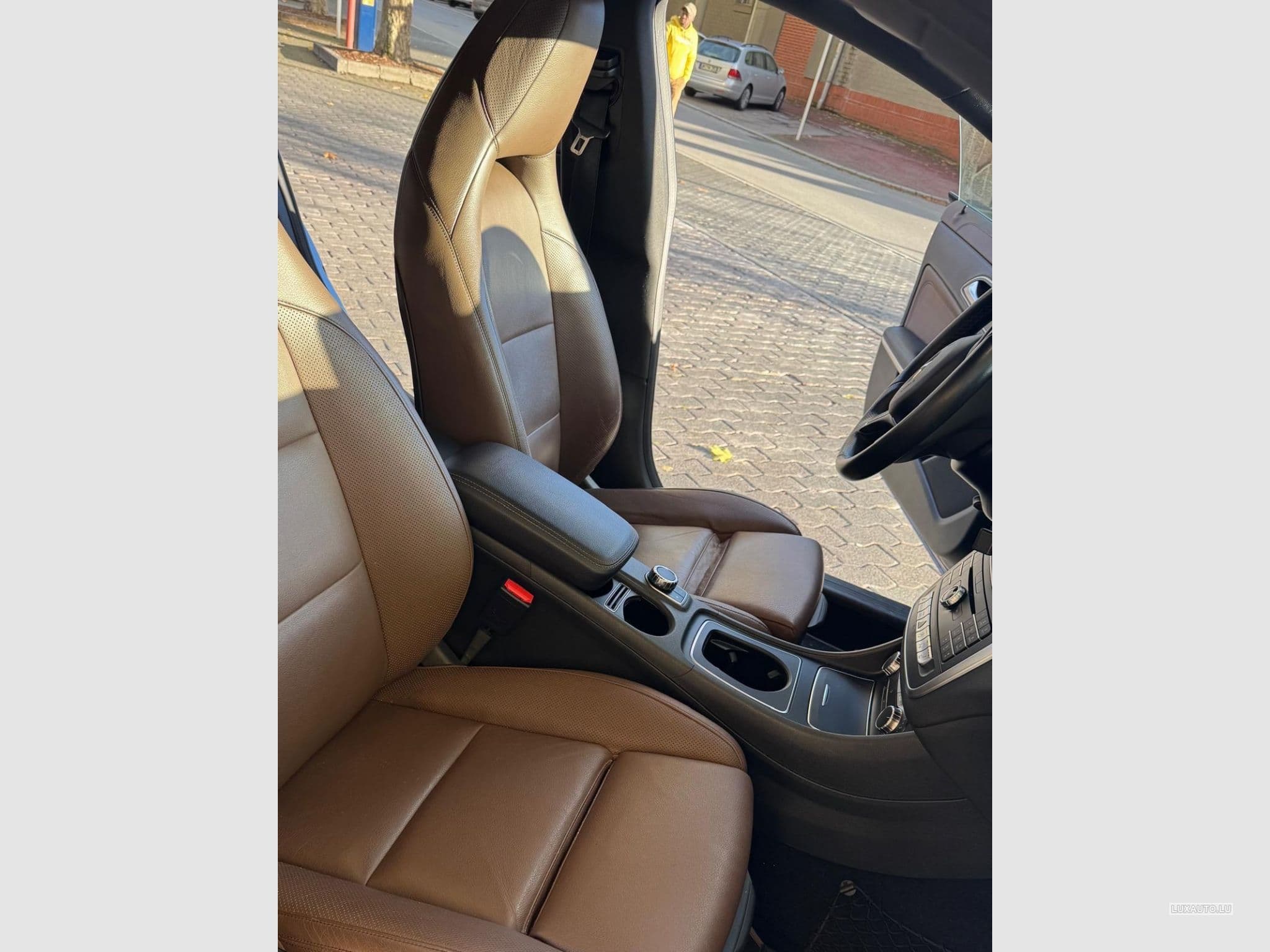 Mercedes CLA 200 (2016) - Photo 11