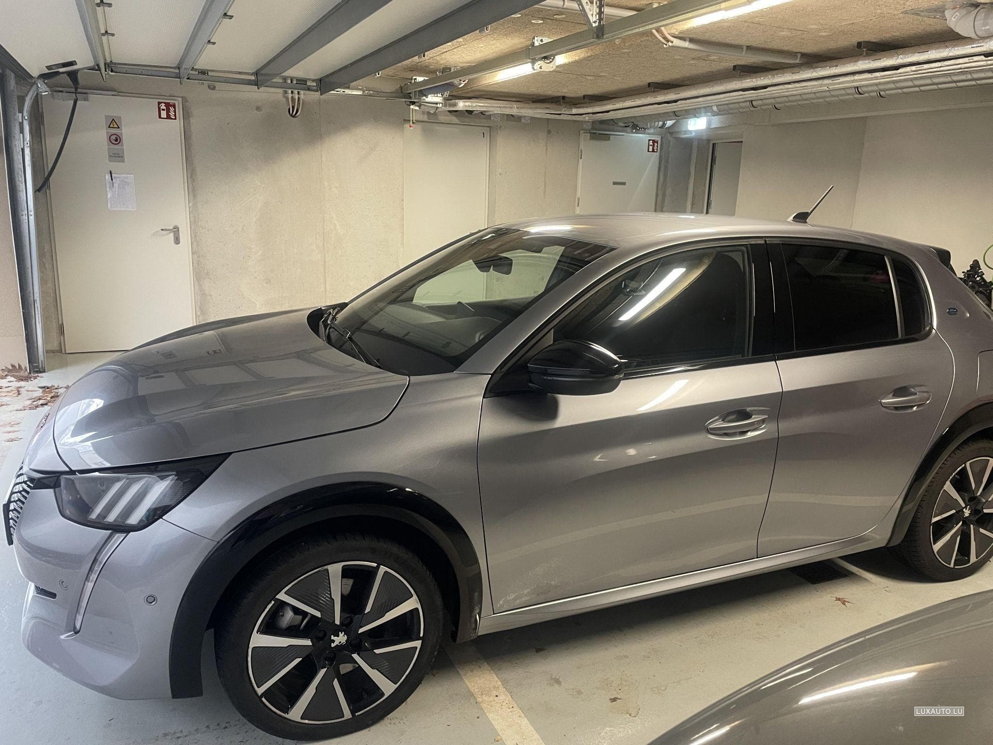 Peugeot 208 GT Line (2022) - Photo 3