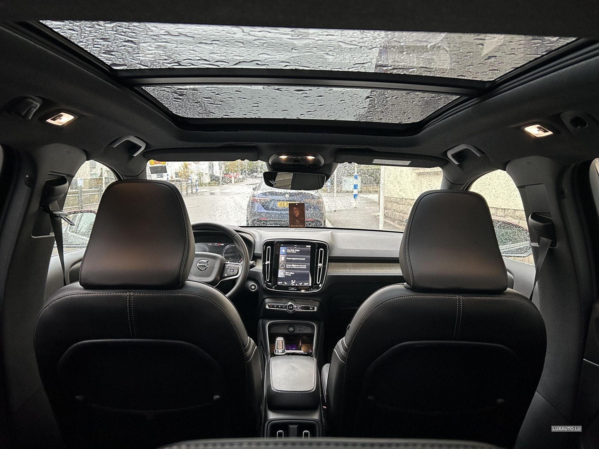 Volvo XC40 T4 - Inscription (bi-couleur) (2019) - Photo 9