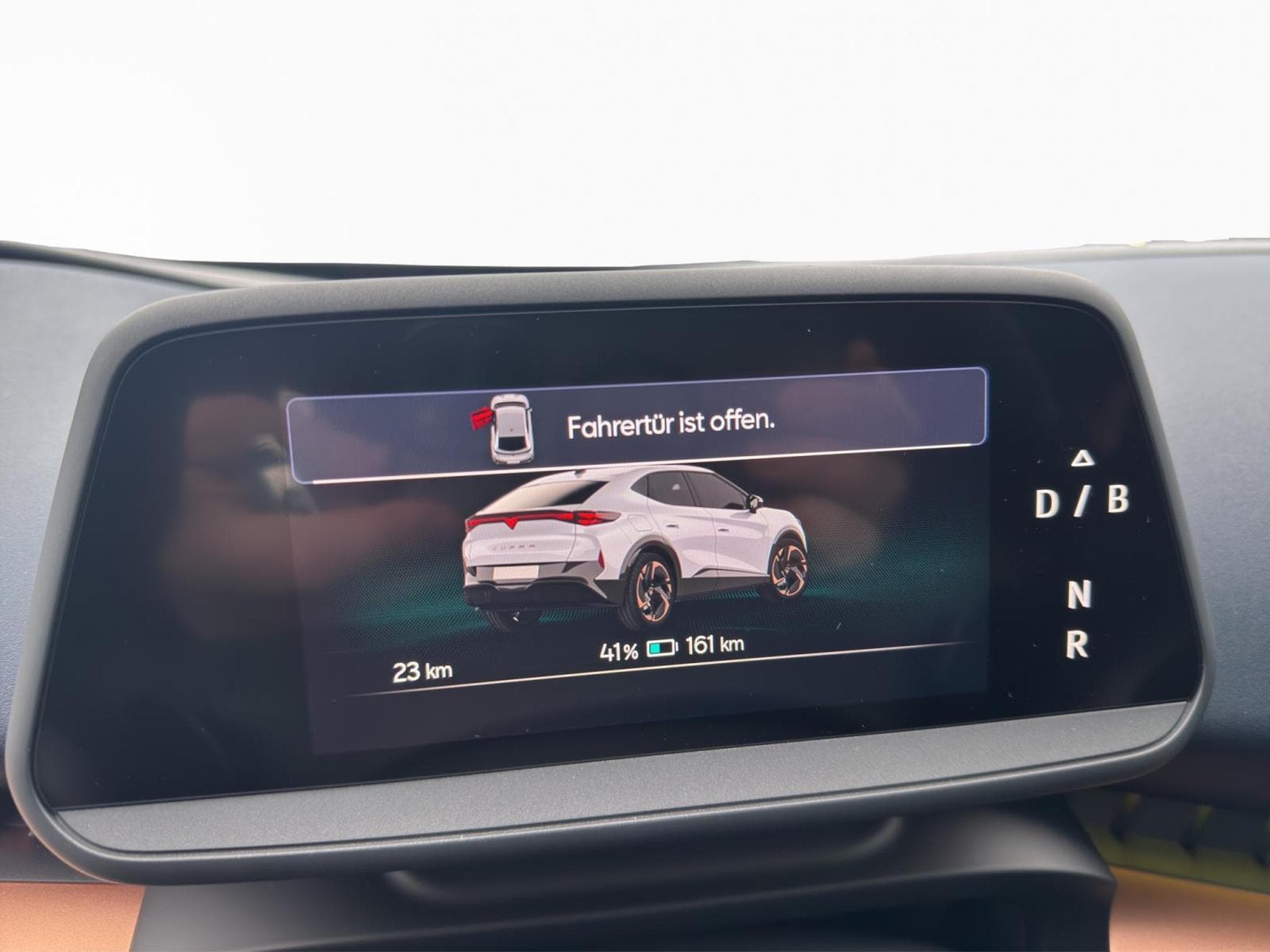Cupra Tavascan VZ / 3,000€ Luxembourg BEV incentive eligible  T&Cs apply (2025) - Photo 8