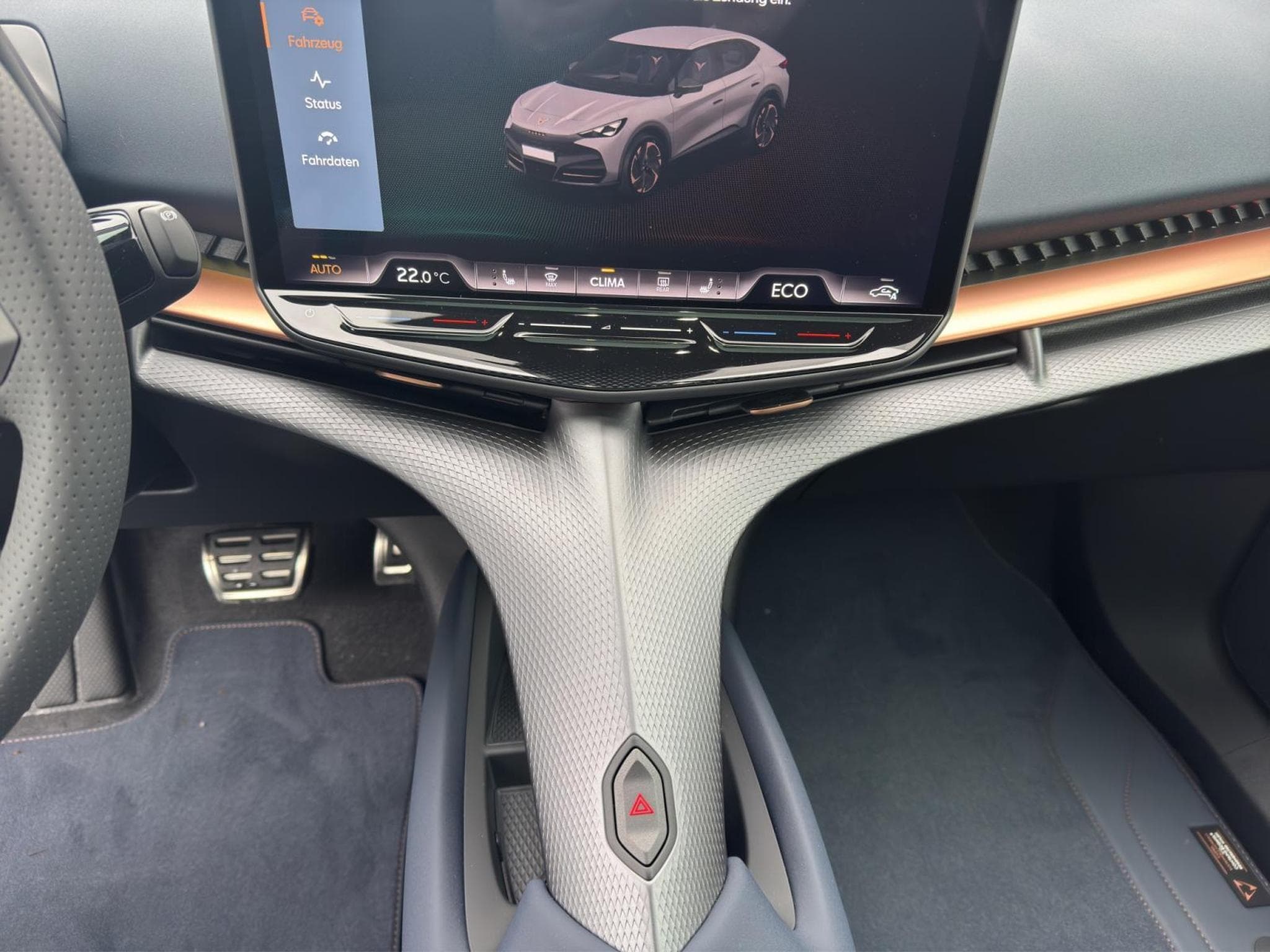 Cupra Tavascan VZ / 3,000€ Luxembourg BEV incentive eligible  T&Cs apply (2025) - Photo 9