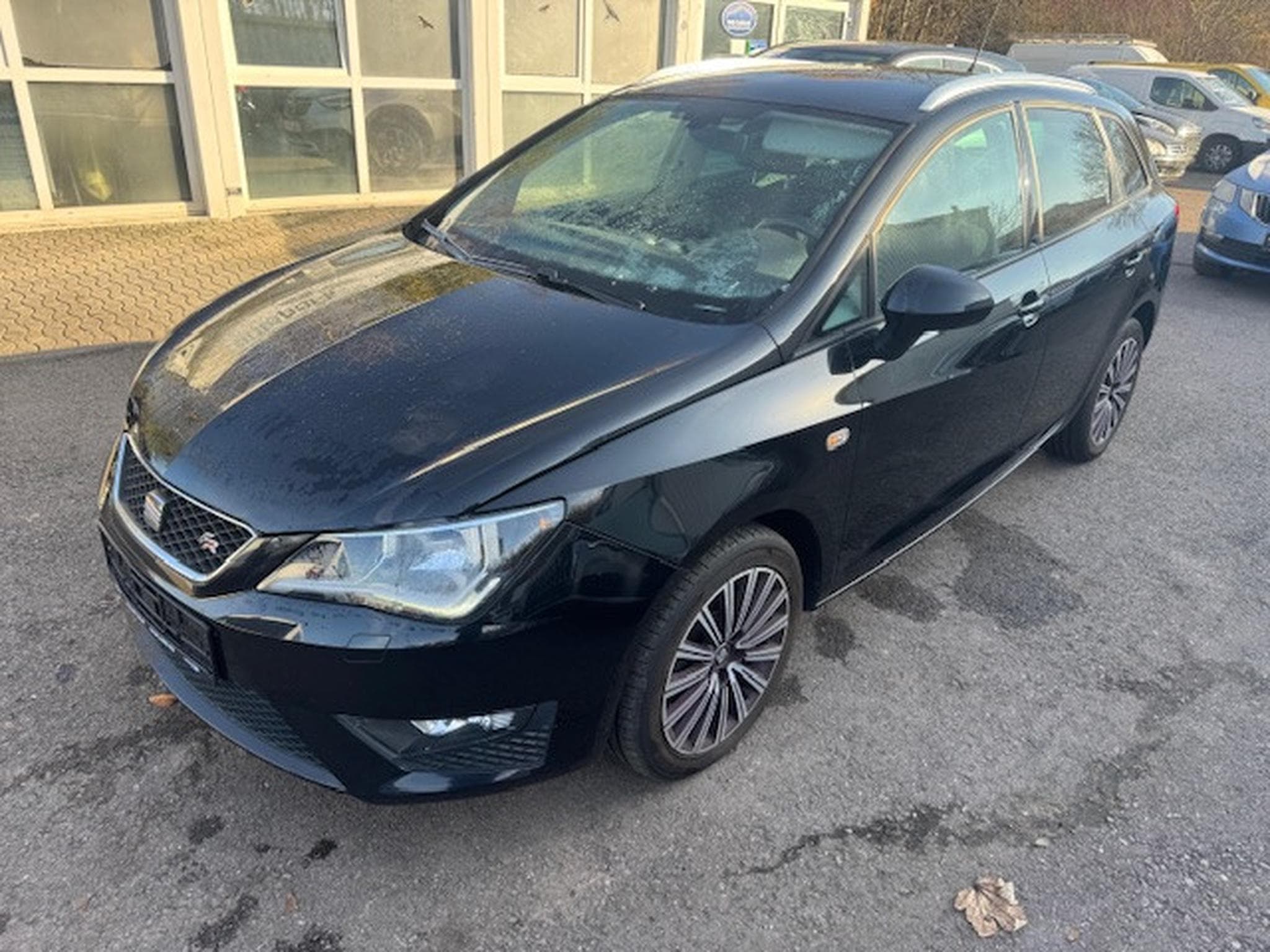 Seat Ibiza SEAT IBIZA FR 1,4TDI LED KLIMAAUTOMATIK PROBLEM TURBO (2015) - Photo 1