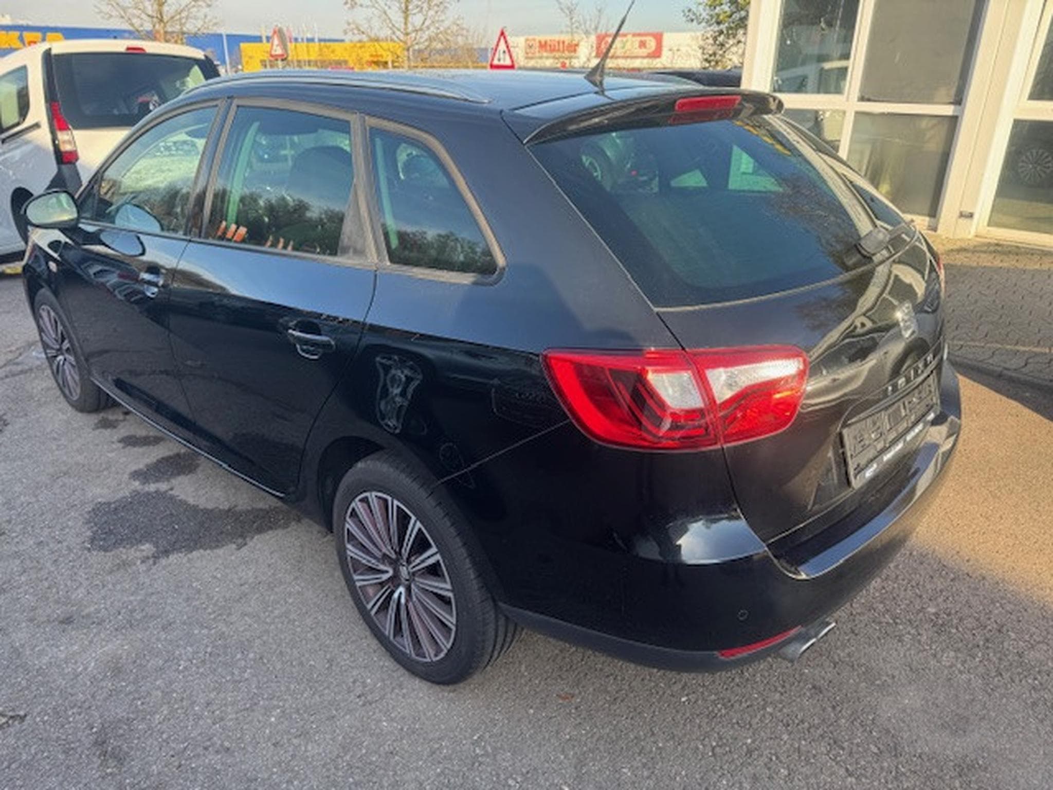 Seat Ibiza SEAT IBIZA FR 1,4TDI LED KLIMAAUTOMATIK PROBLEM TURBO (2015) - Photo 8