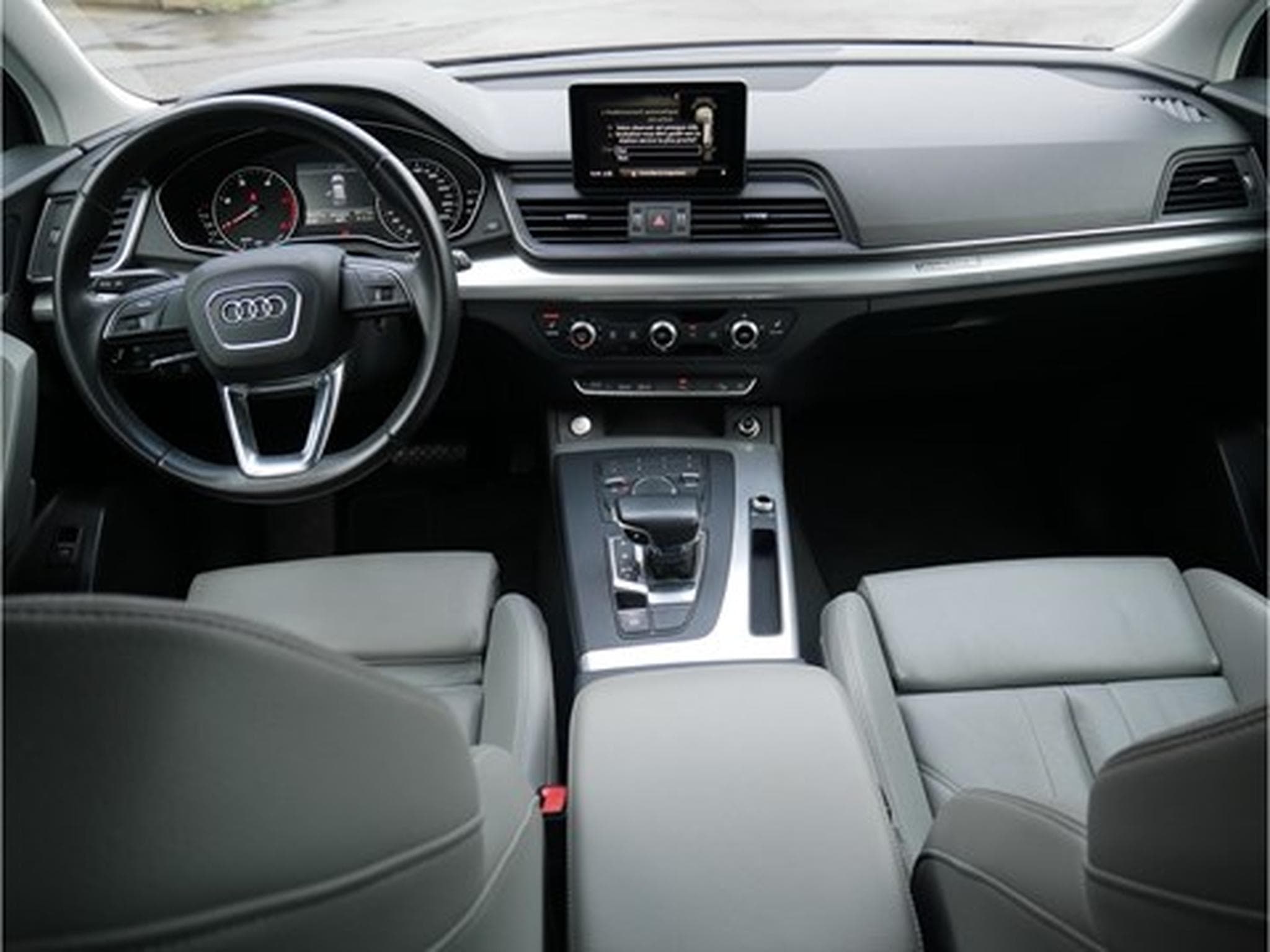 Audi Q5 35 TDi Quattro Business Ed.Sport S-tronic (2020) - Photo 4