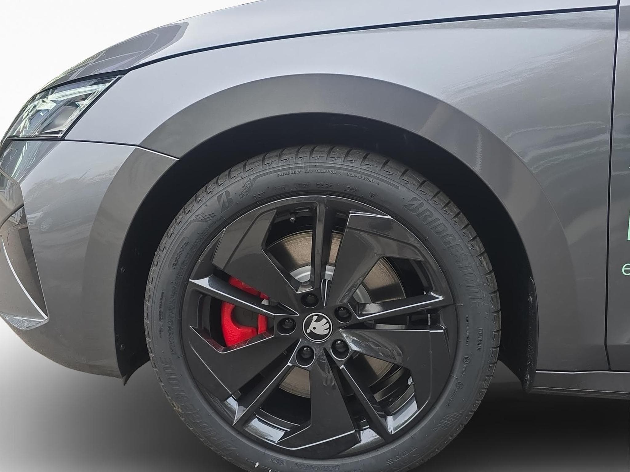 Skoda Octavia RS (2025) - Photo 8