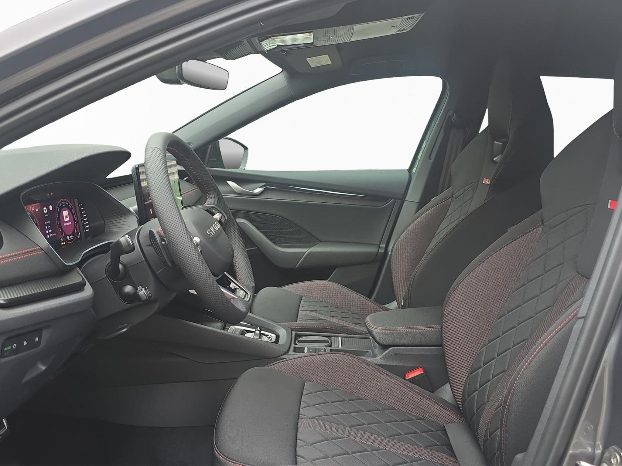 Skoda Octavia RS (2025) - Photo 9