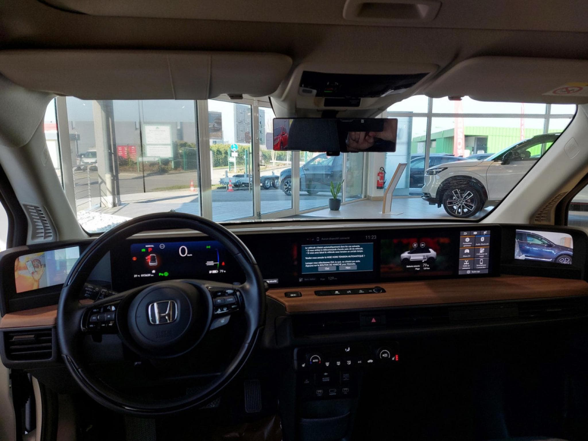 Honda e ADVANCE 17" (2021) - Photo 2