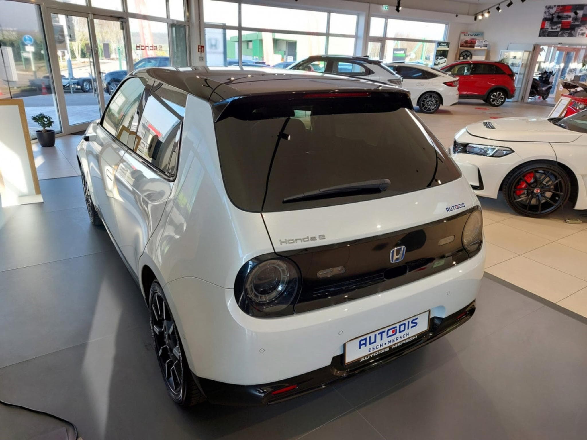 Honda e ADVANCE 17" (2021) - Photo 3
