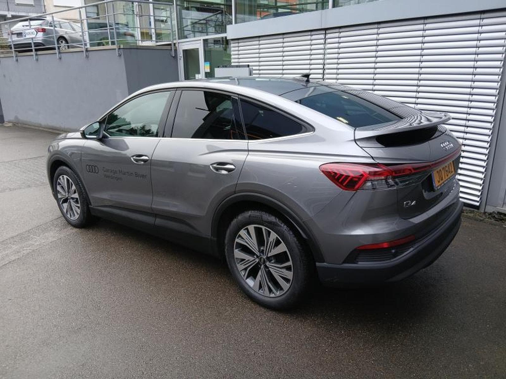 Audi Q4 e-tron Sportback 45 e-tron (2025) - Photo 2