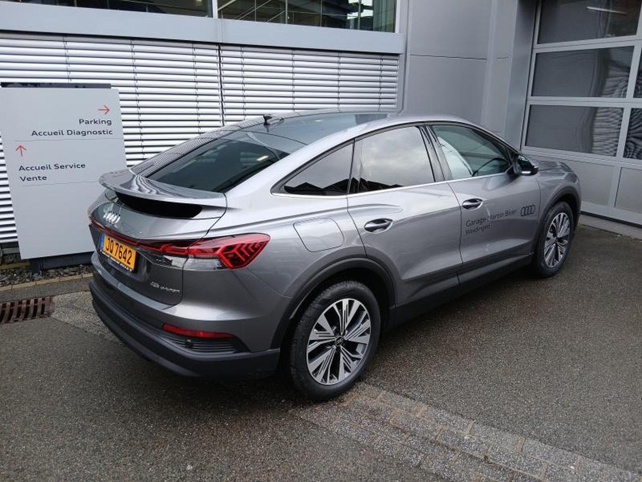 Audi Q4 e-tron Sportback 45 e-tron (2025) - Photo 4