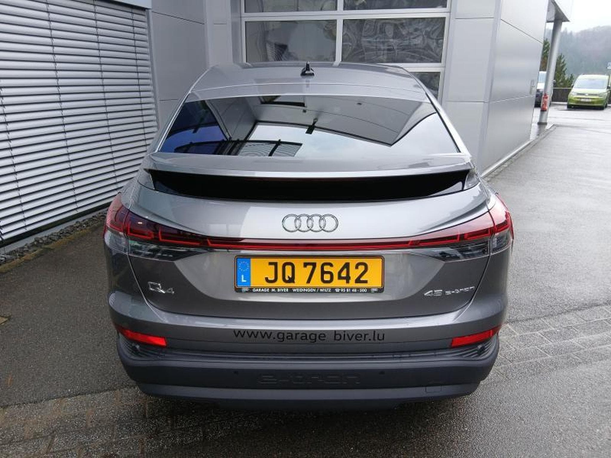 Audi Q4 e-tron Sportback 45 e-tron (2025) - Photo 6