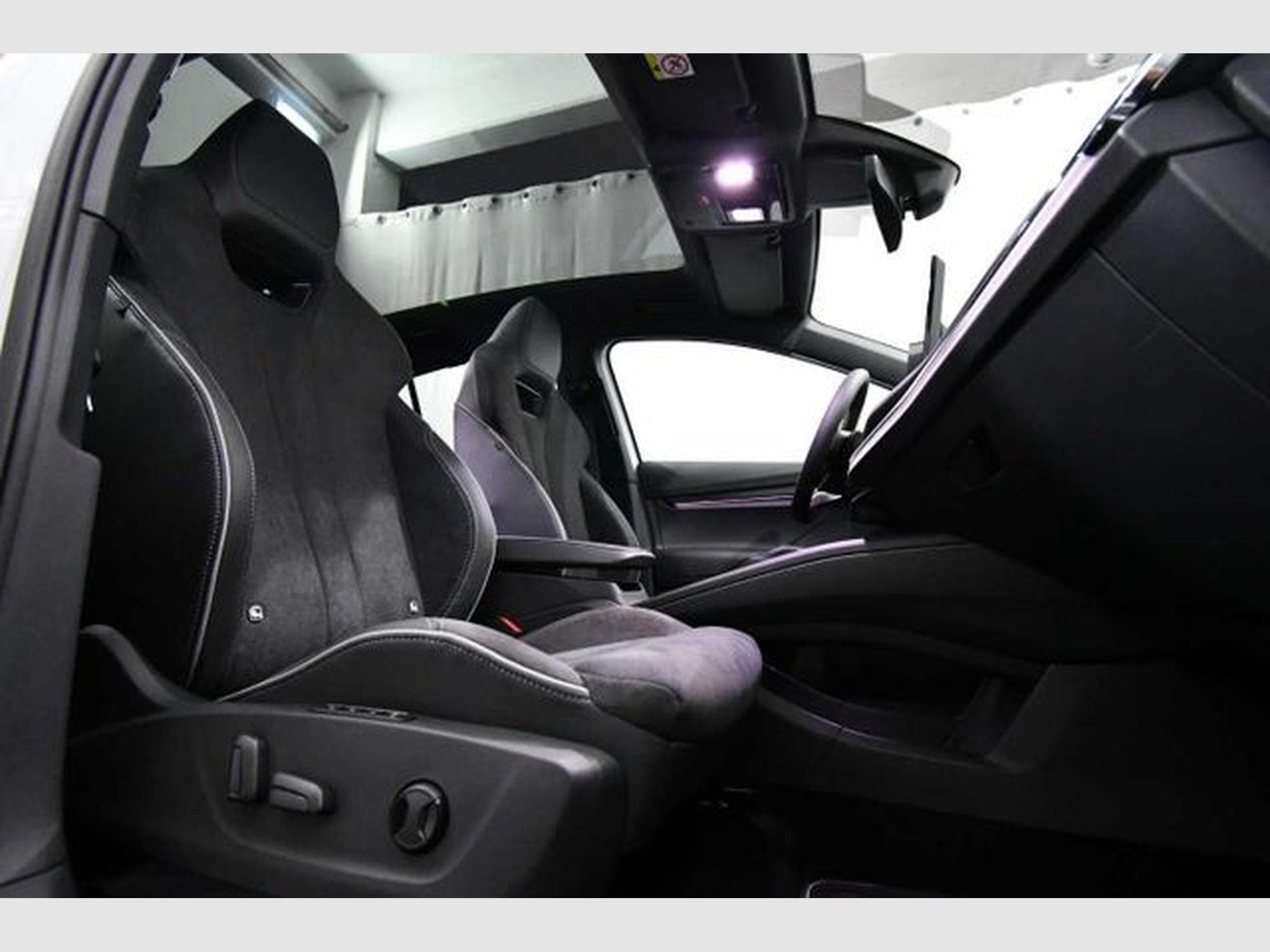 Skoda Enyaq Enyaq Coupe 85x Sportline - Pano, AHK, Navi (2024) - Photo 5
