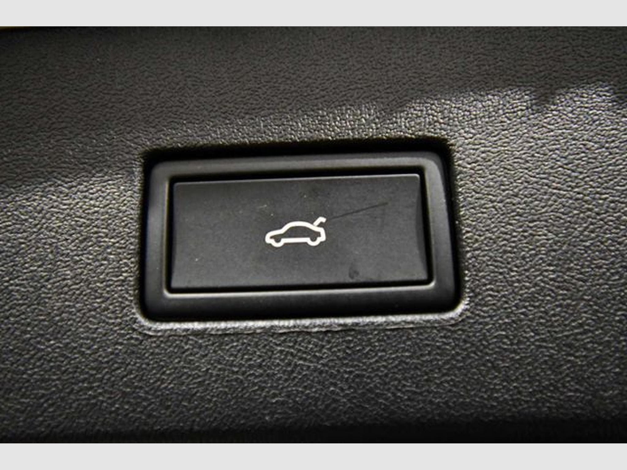 VW Tayron Tayron Diesel 2.0 TDI SCR 4MOTION DSG R-Line - 7 (2025) - Photo 10