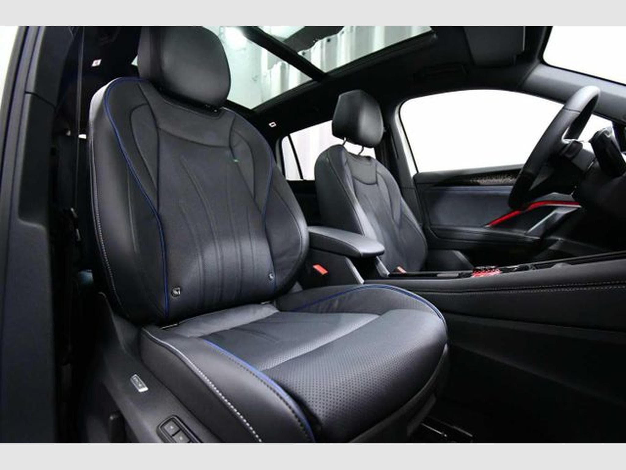 VW Tayron Tayron Diesel 2.0 TDI SCR 4MOTION DSG R-Line - 7 (2025) - Photo 8